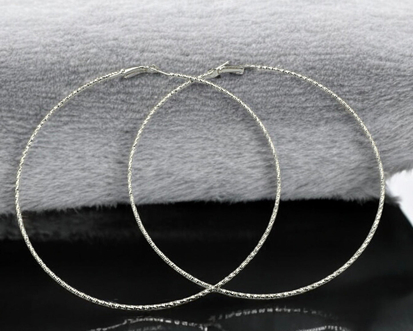 10cm Lightweight Hoop Earrings - Fatisha Boutique