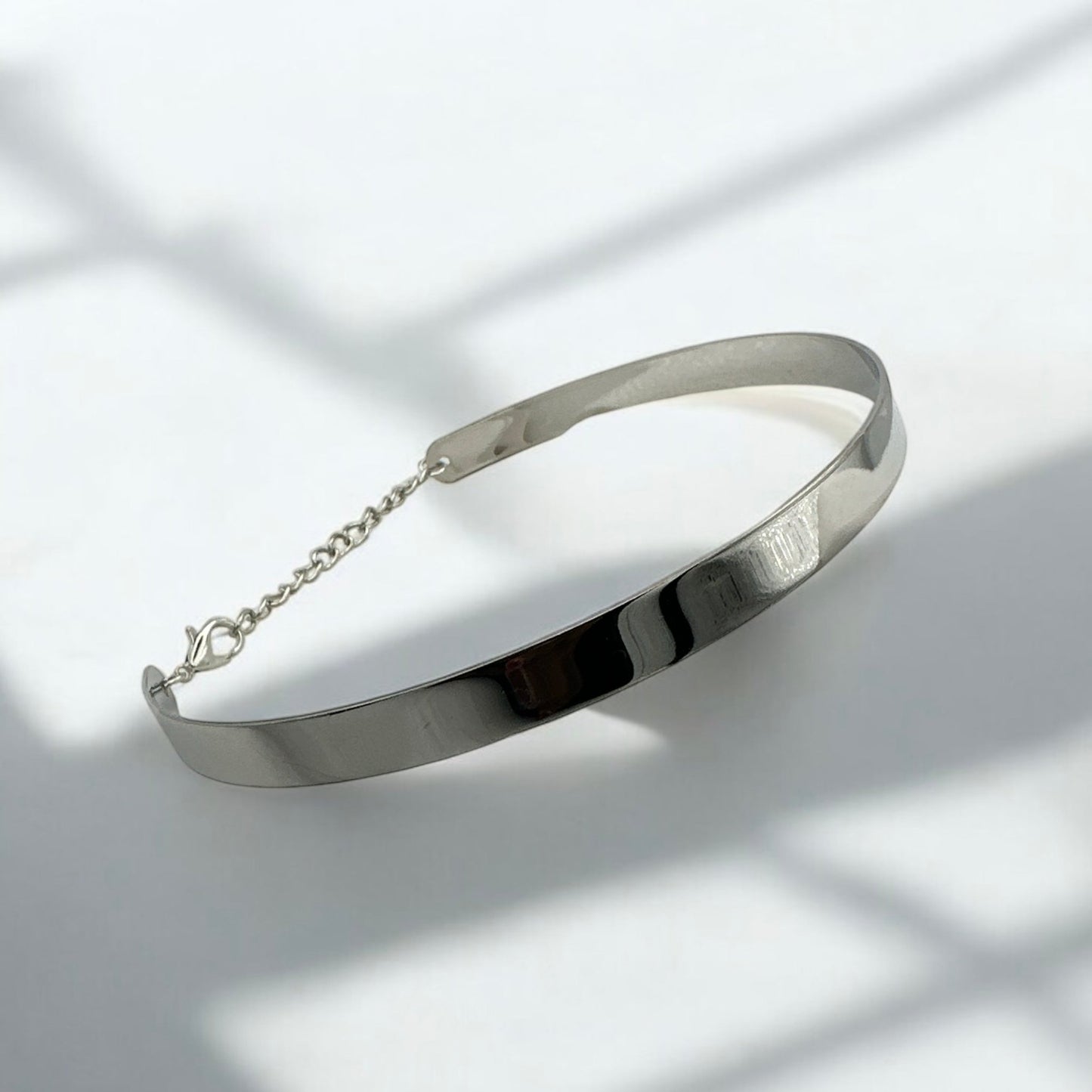 1CM Small Metal Collar Choker Necklace | Minimalist & Adjustable | Gold & Silver - Fatisha Boutique