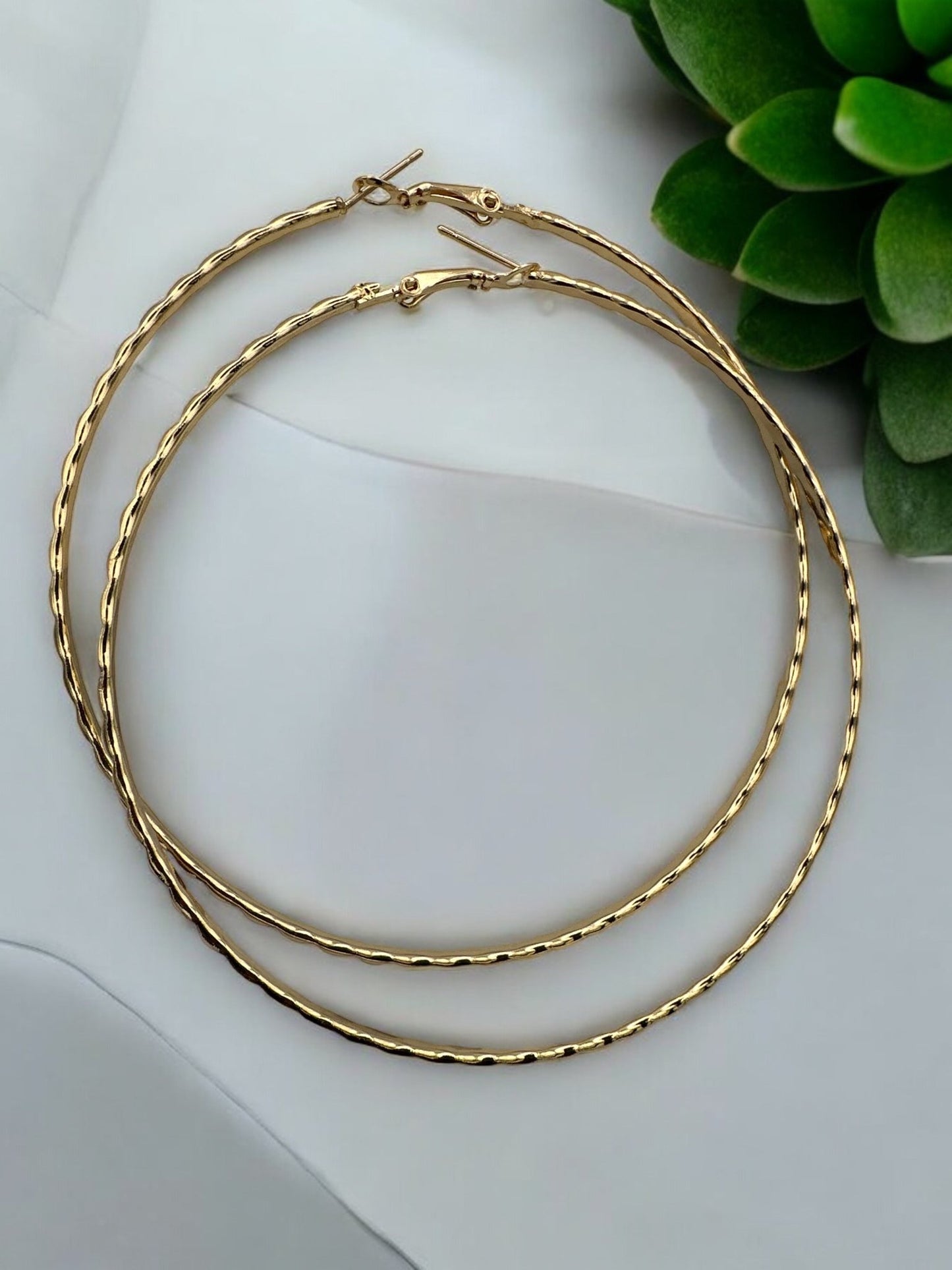 8.5cm Lightweight Gold and Silver Hoop Earrings - Fatisha Boutique