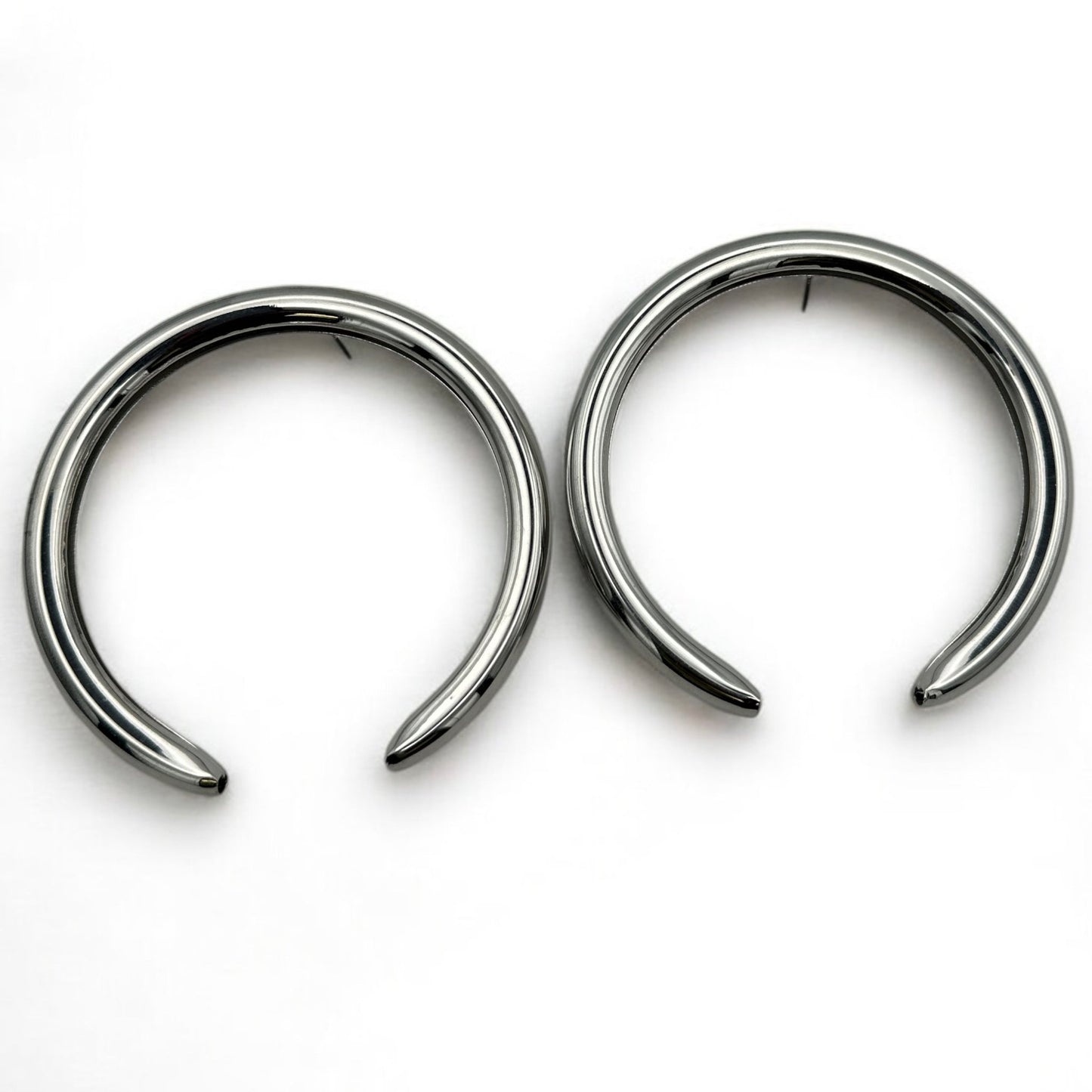 8CM Chunky Oversized Meniscus Stud Earrings – Bold Thick Metal Hoop Statement Jewelry in Gold & Silver - Fatisha Boutique