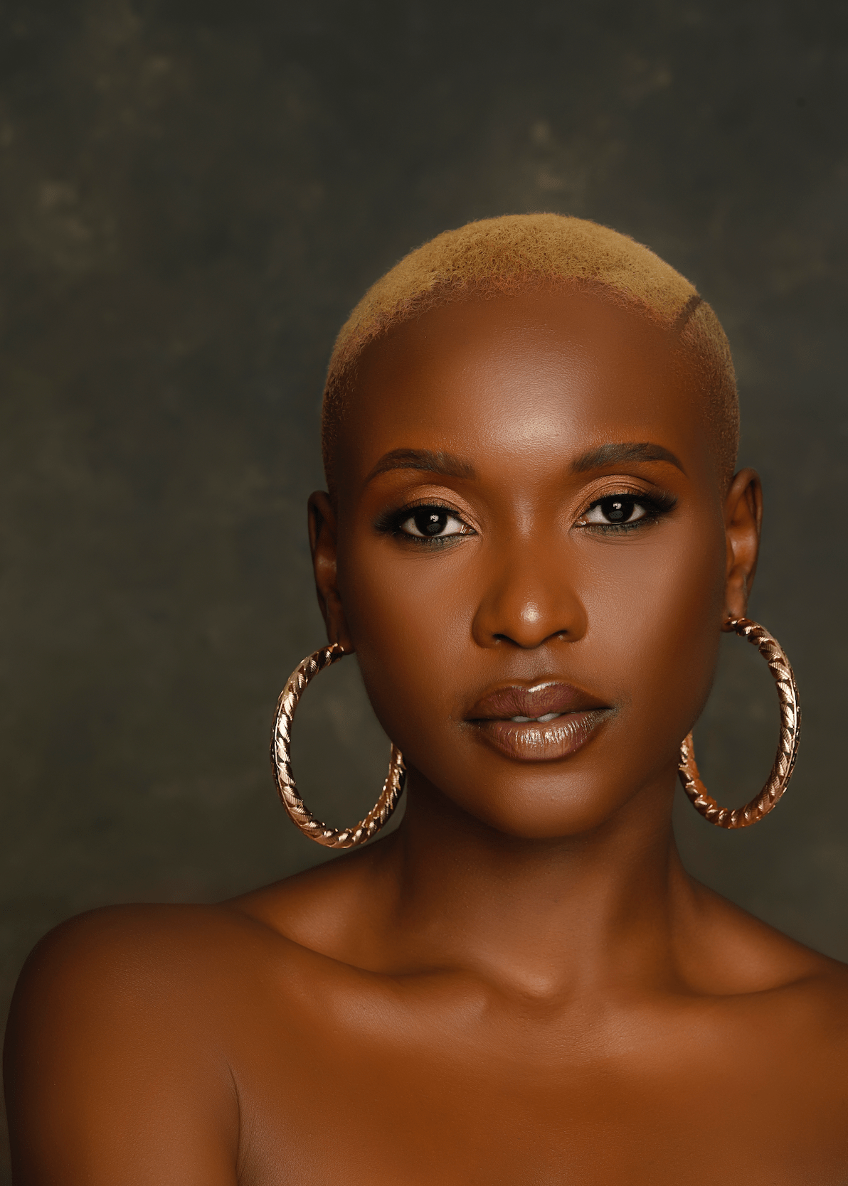 8CM Lightweight Chunky Thick Statement Hoop Earrings - Fatisha Boutique