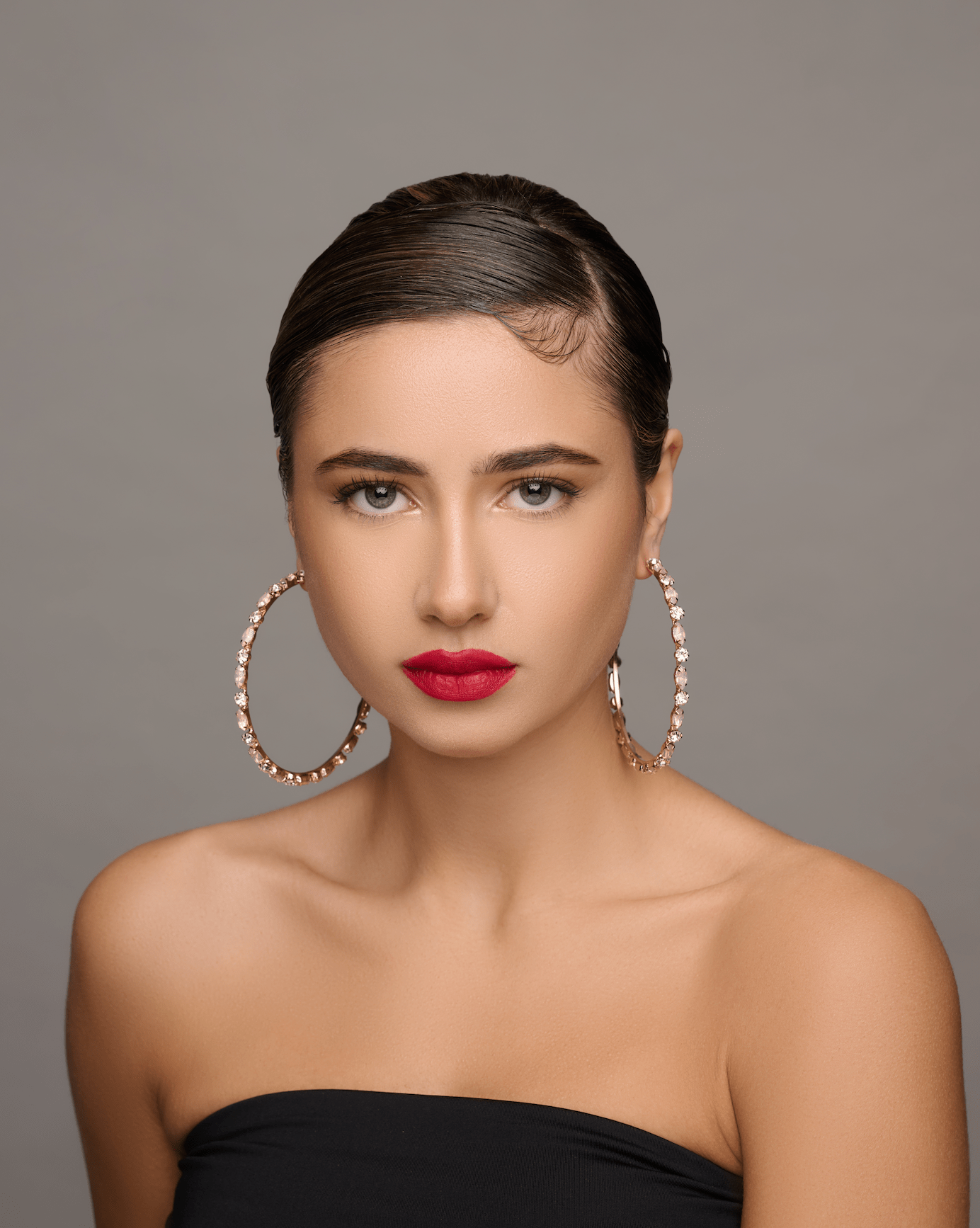 8CM Luxury Rhinestones Medium Statement Hoop Earrings - Fatisha Boutique