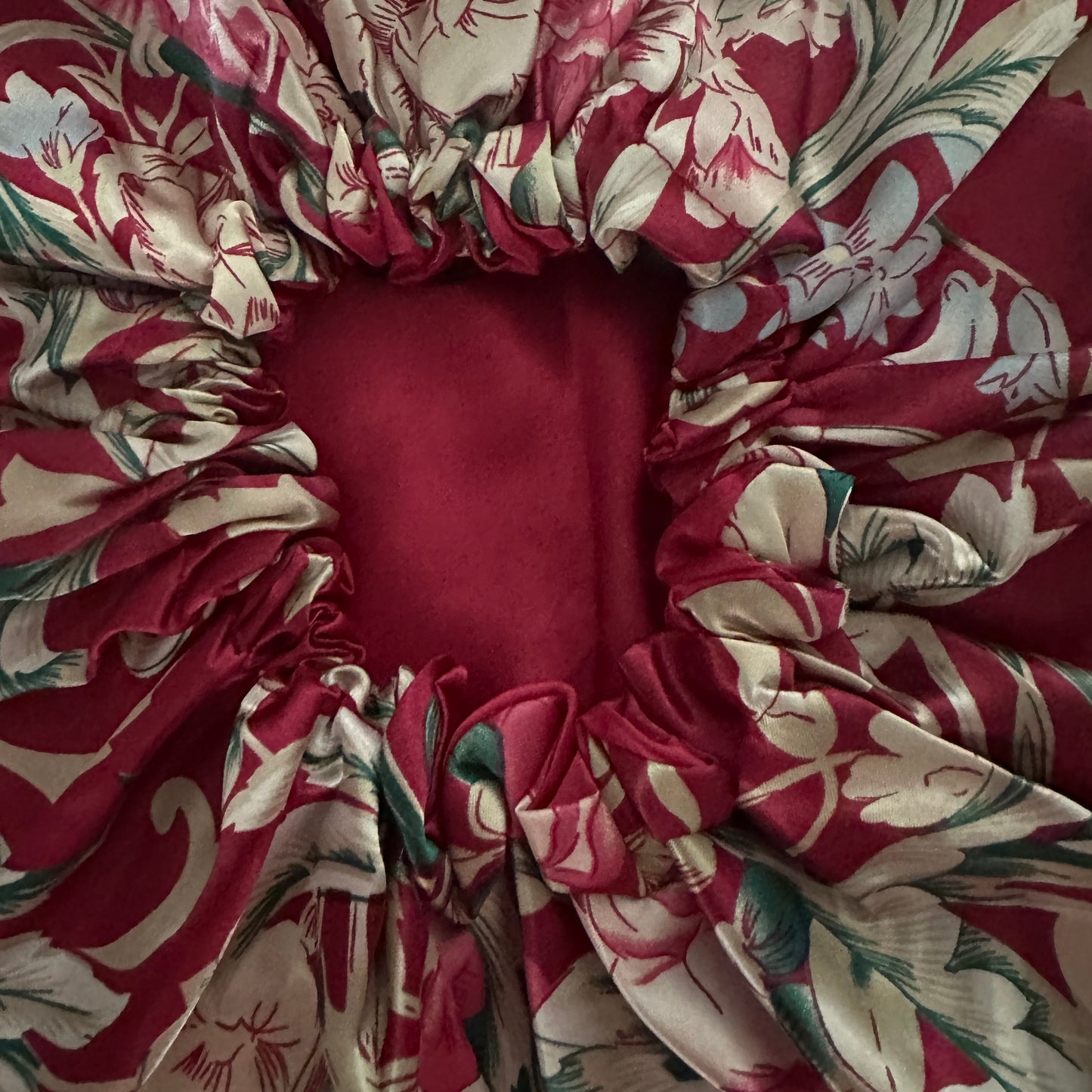 Adjustable Double-Layered Satin Silk Bonnet Cap – Reversible Red Floral Sleep Cap for Hair Protection - Fatisha Boutique #
