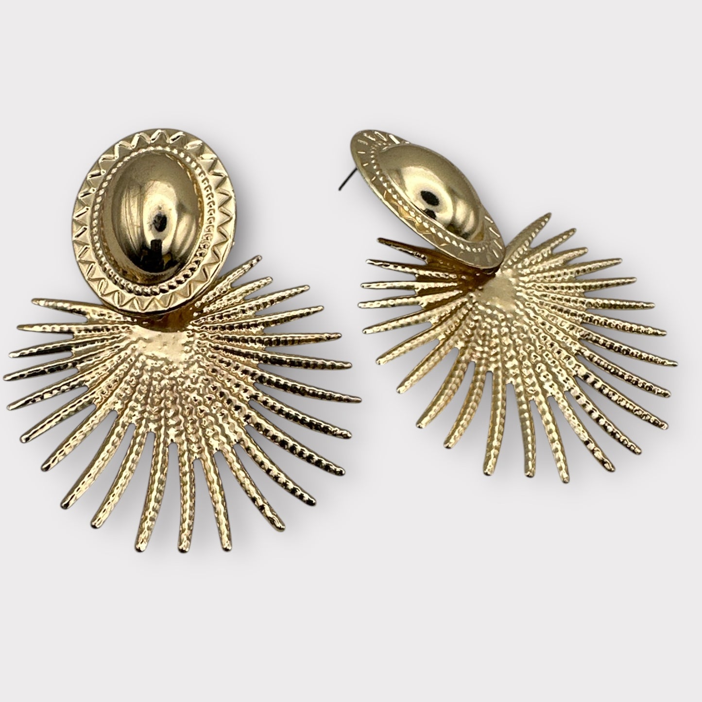 Boho Retro Hollow Leaf Lightweight Dangle Statement Earrings in Gold & Silver
