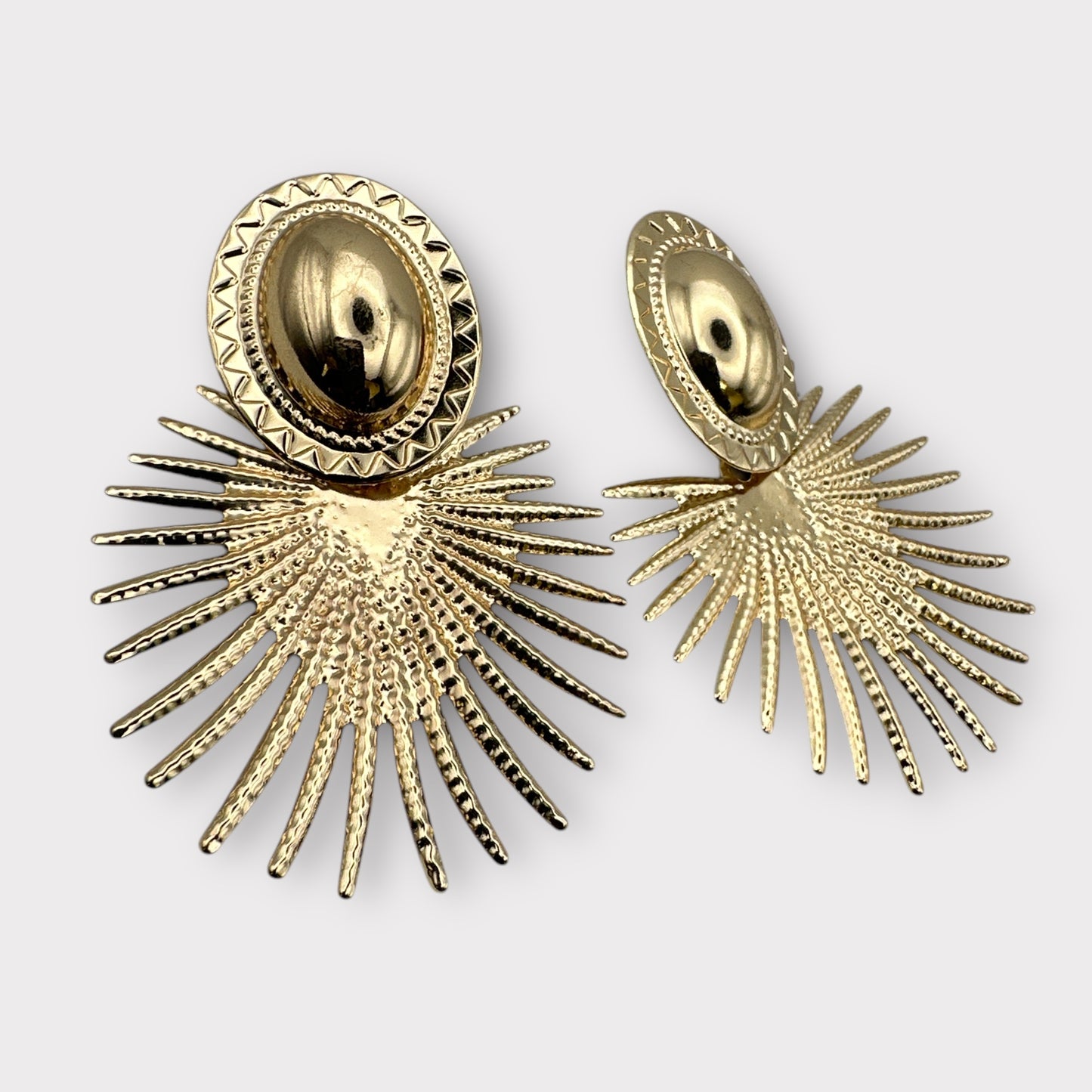 Boho Retro Hollow Leaf Lightweight Dangle Statement Earrings in Gold & Silver