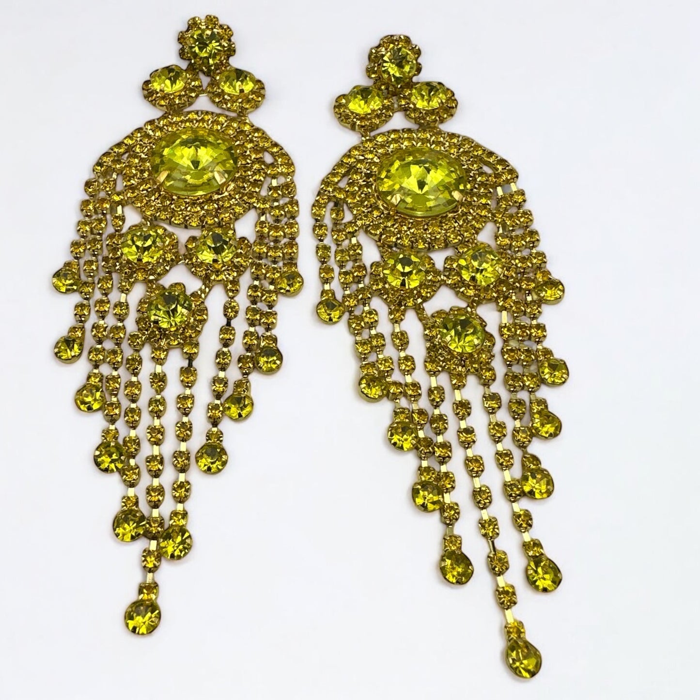 Glamorous Luxury Chandelier Earrings – Crystal Drop Statement Sparkle