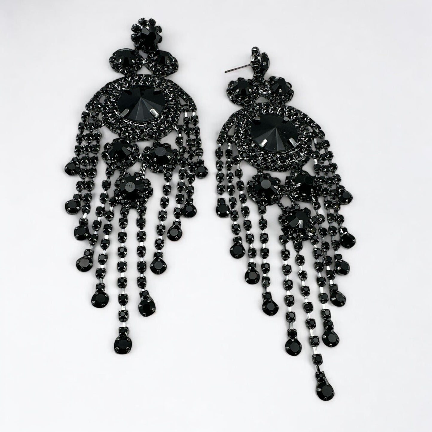 Glamorous Luxury Chandelier Earrings – Crystal Drop Statement Sparkle