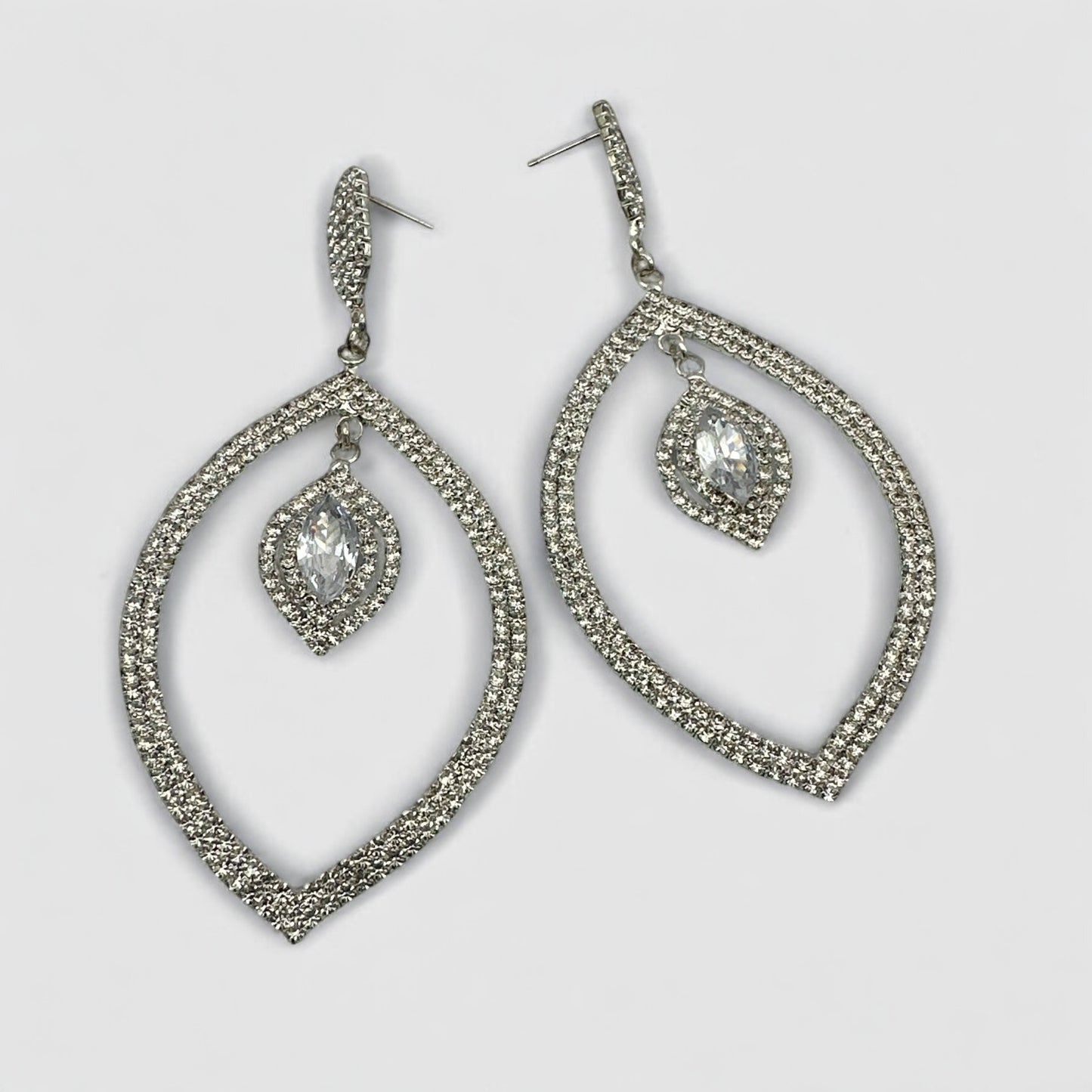Glam Rhinestone Statement Earrings – Teardrop Crystal Dangle in Gold & Silver