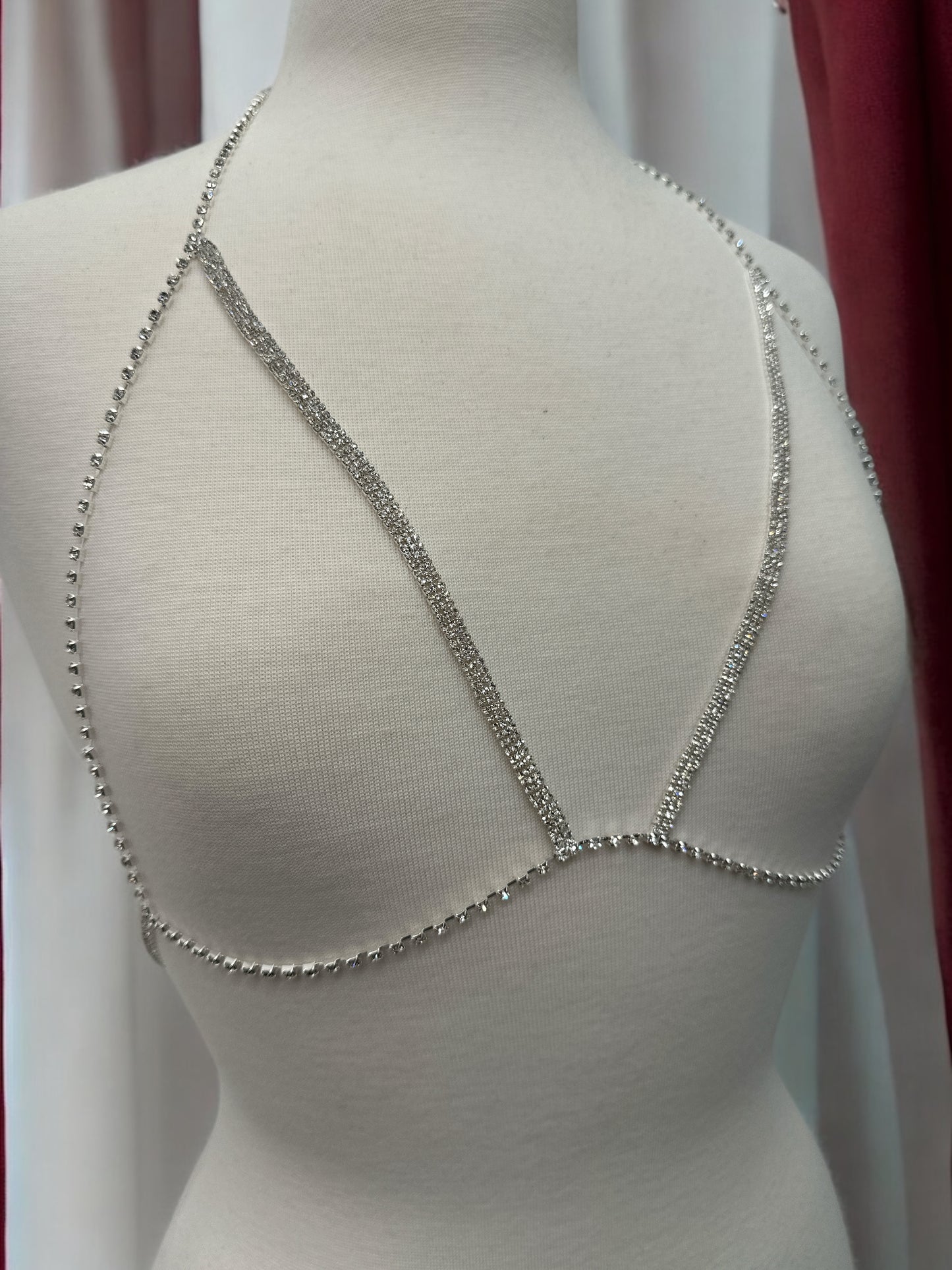 V-Shaped Rhinestone Body Chain – Gold & Silver Festival Body Jewellery for Women