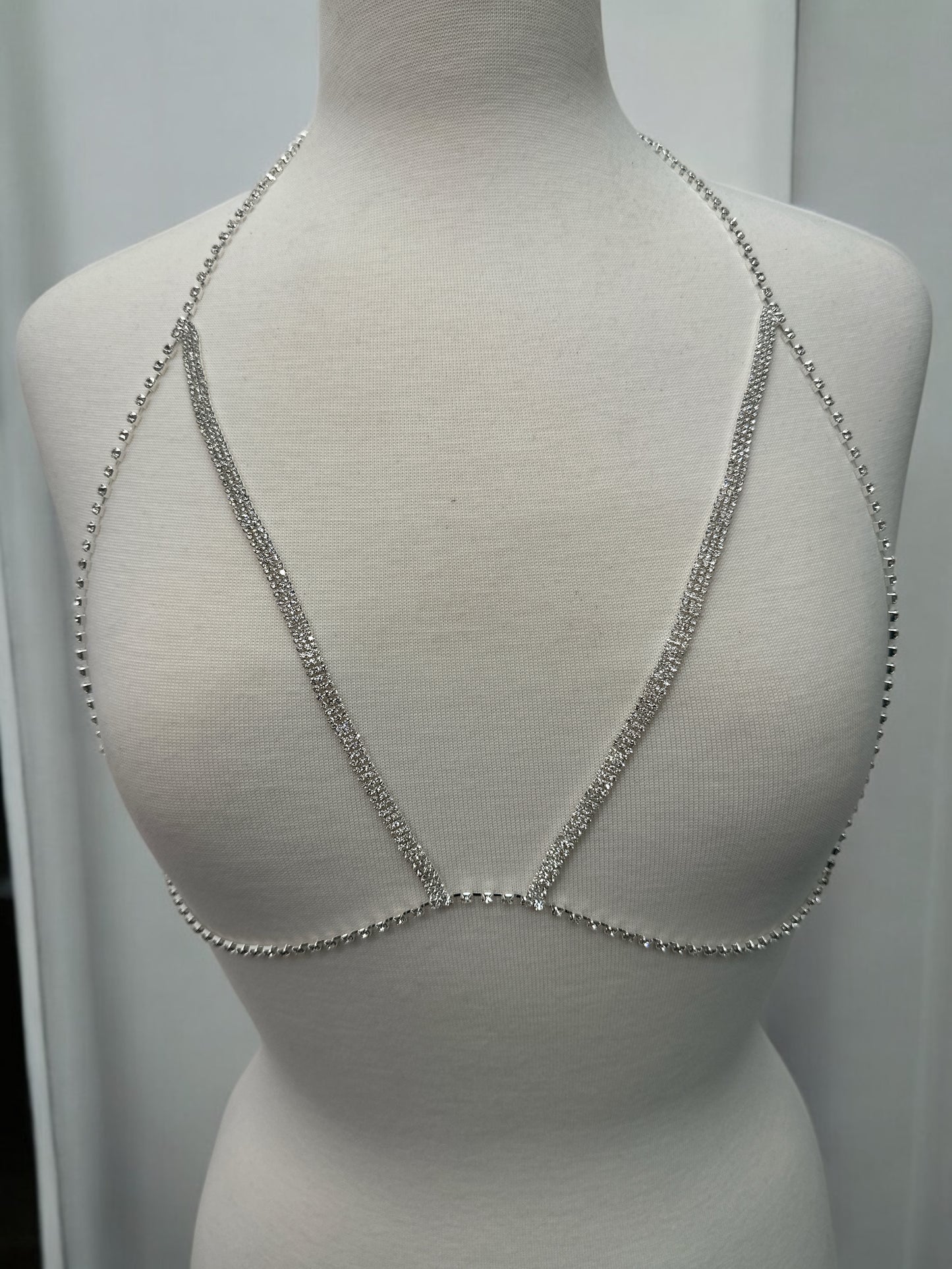 V-Shaped Rhinestone Body Chain – Gold & Silver Festival Body Jewellery for Women