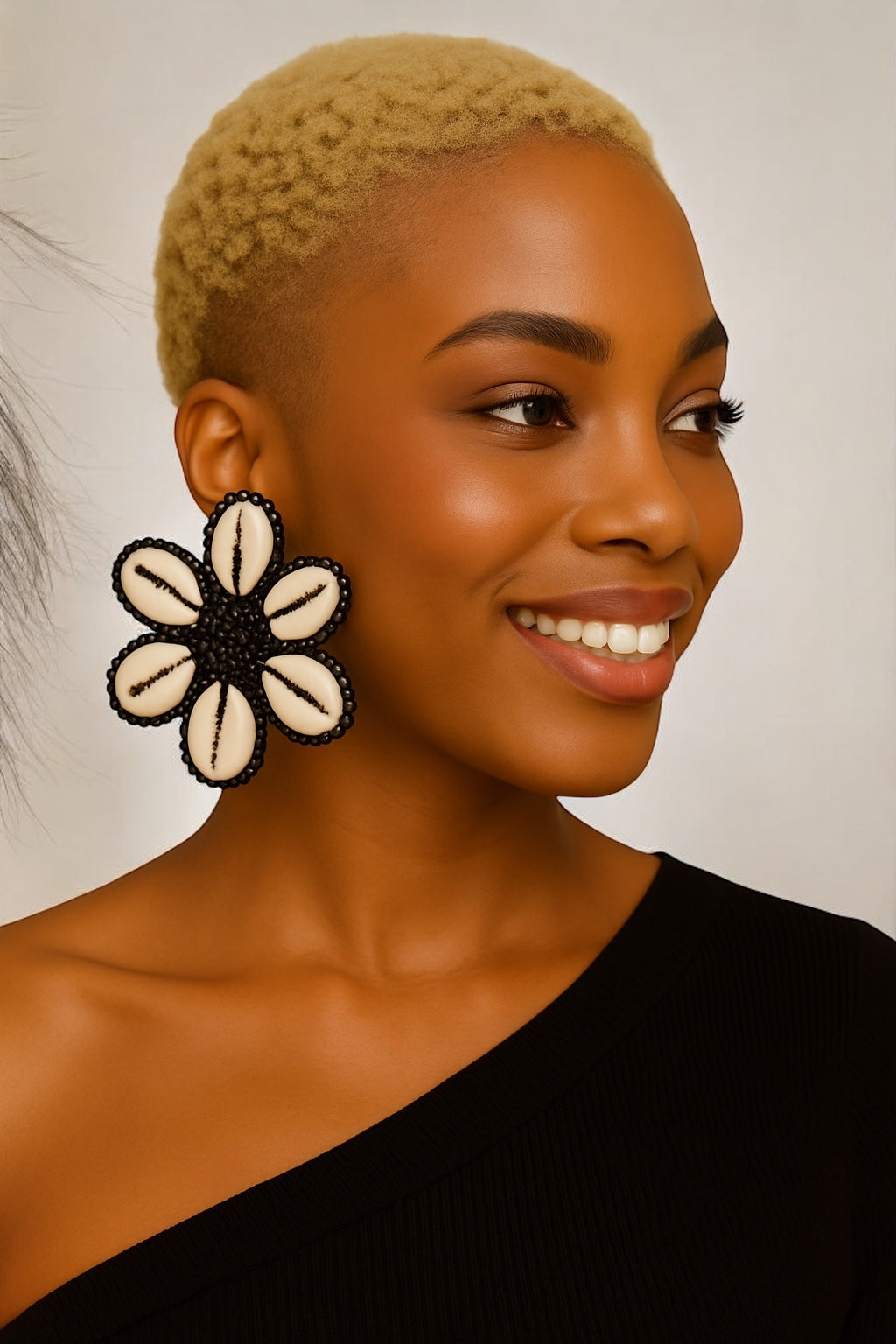 Handmade Cowrie Shell Floral Earrings – Tribal Beaded Statement Jewellery - Fatisha Boutique #