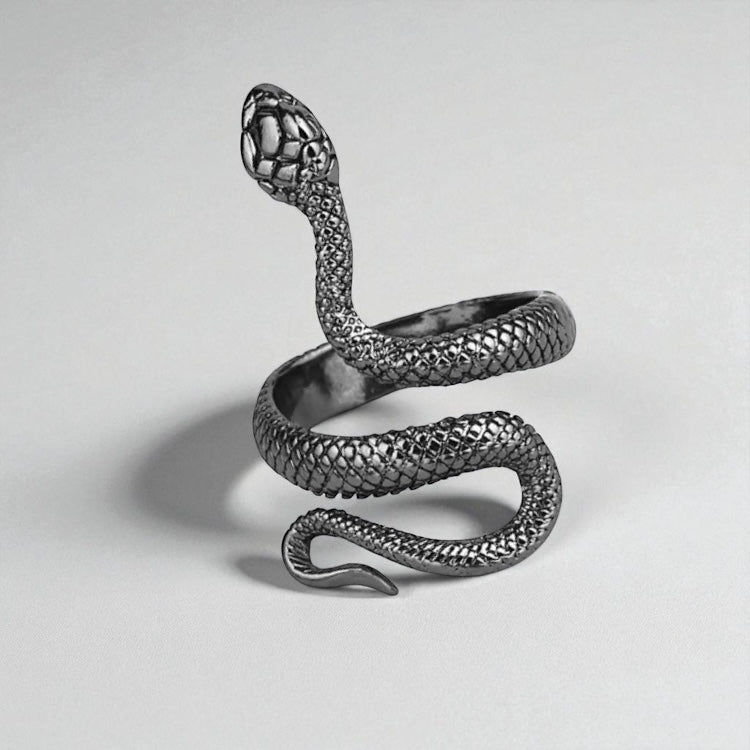 Bohemian 4-Piece Snake Statement Rings Set – Vintage Reptile Design - Fatisha Boutique #