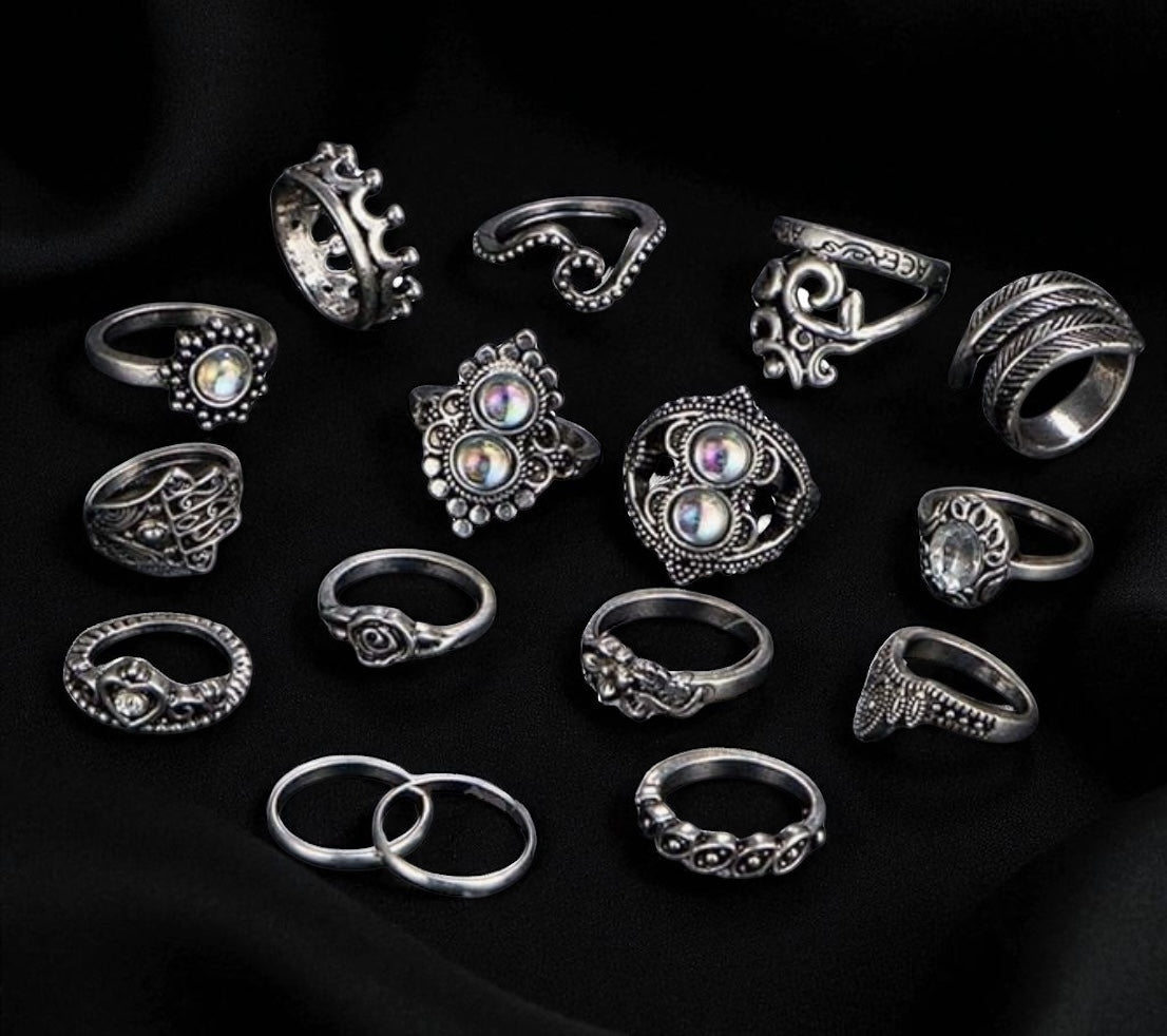 Bohemian 16-Piece Silver Ring Set – Vintage Crystal Statement Jewellery - Fatisha Boutique #