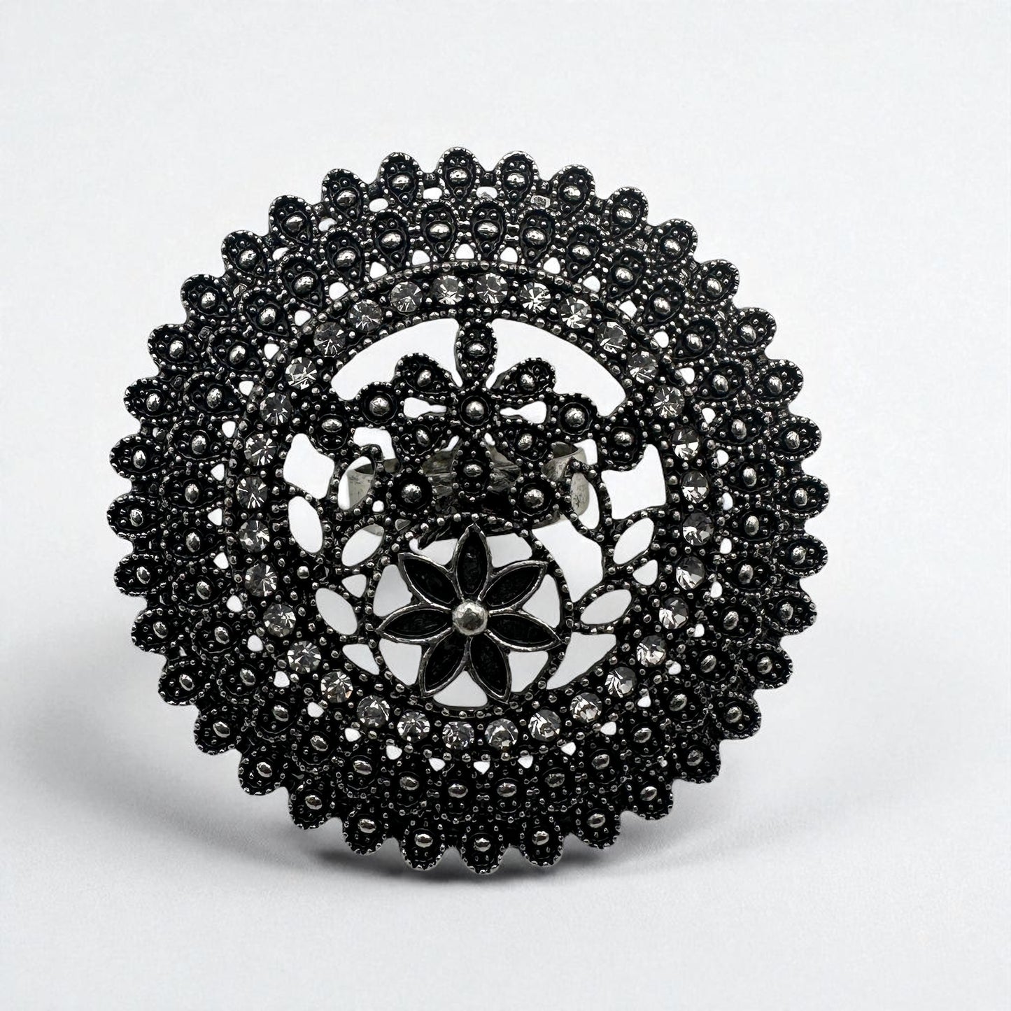 Vintage Boho Oversized Statement Ring – Antique Gold & Silver, 5cm Mandala Design - Fatisha Boutique #