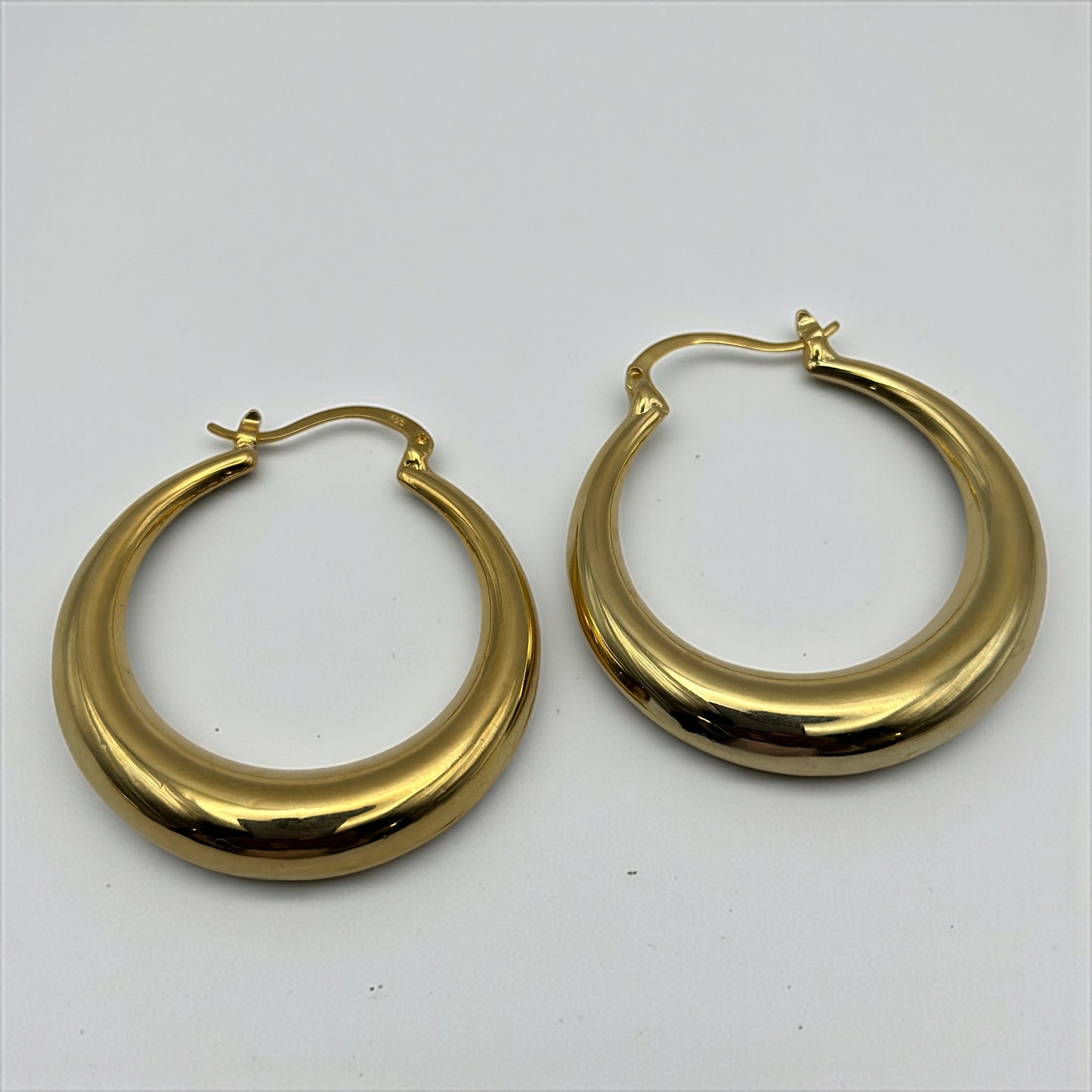 4CM Chunky Statement Hoop Earrings – Bold Gold & Silver Fashion Hoops - Fatisha Boutique #