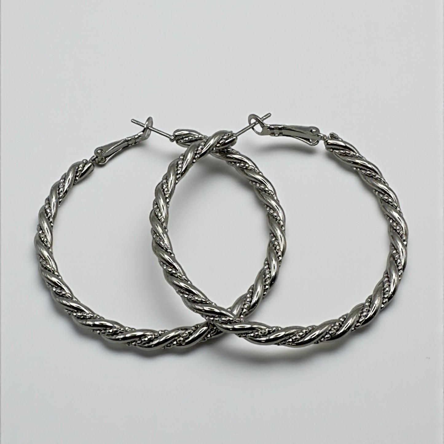 5CM Twisted Statement Hoop Earrings – Bold Rope Design Hoops in Gold & Silver - Fatisha Boutique #