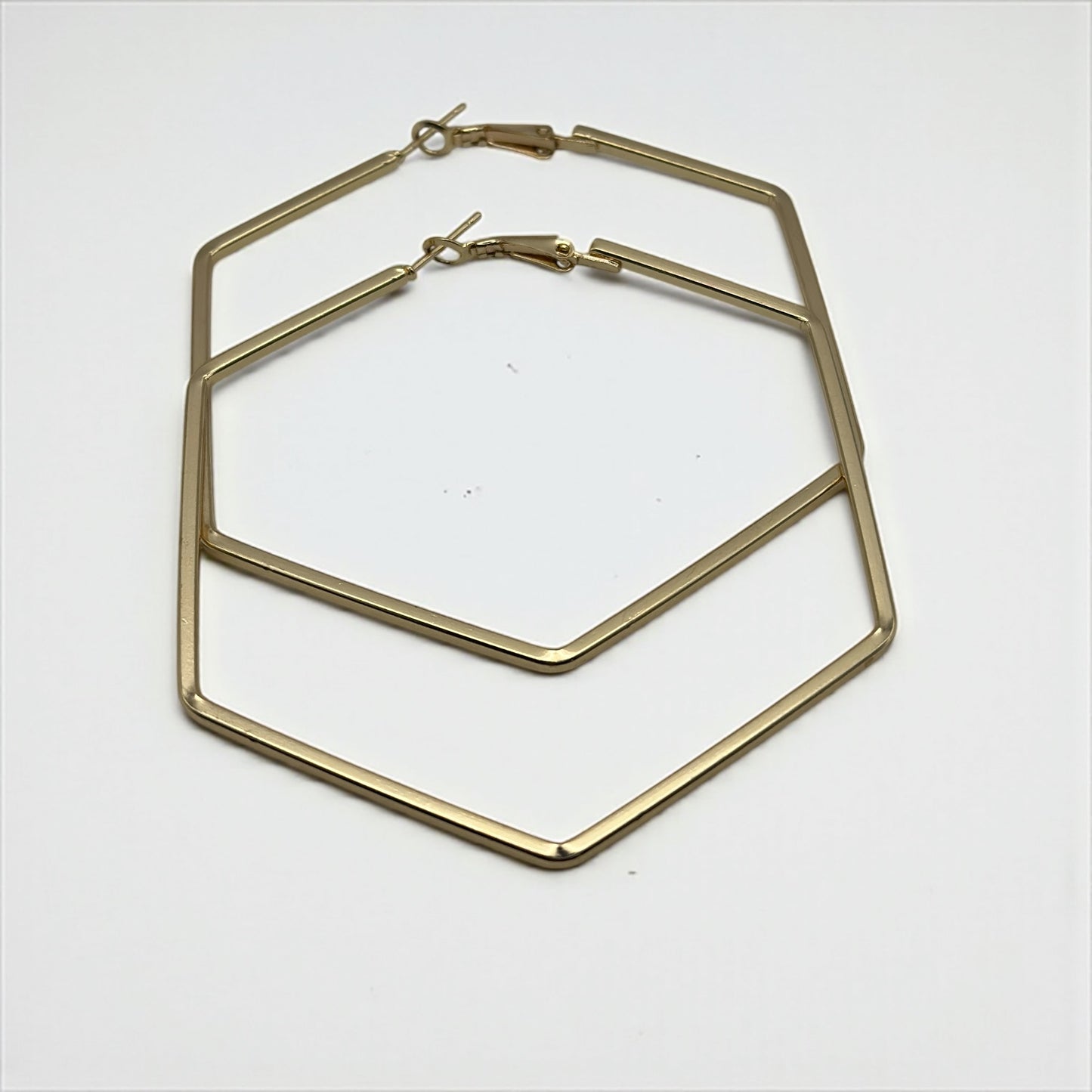 Bold 7cm Hexagon Hoop Earrings – Lightweight Gold Statement Earrings for Women - Fatisha Boutique #