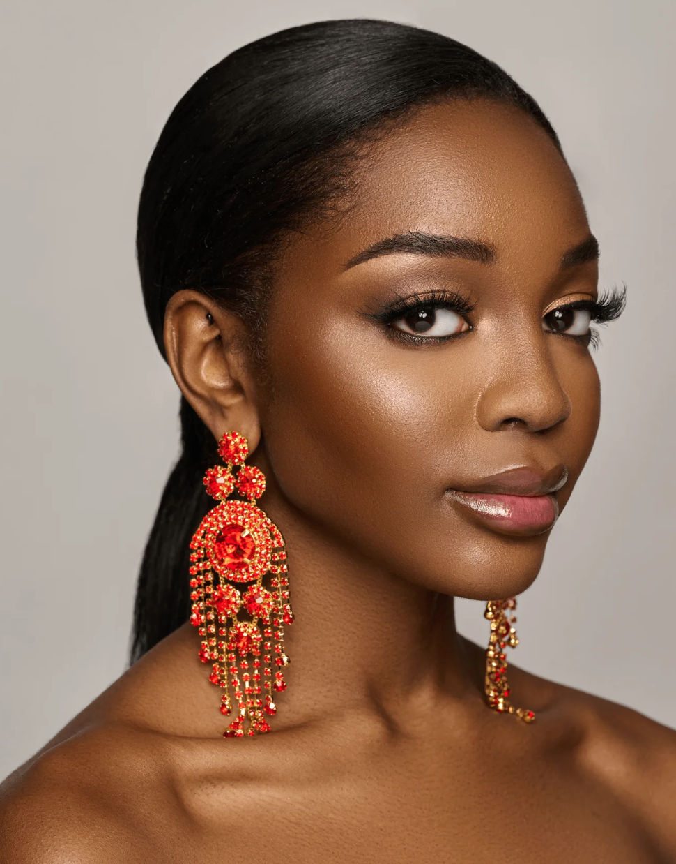 Glamorous Luxury Chandelier Earrings – Crystal Drop Statement Sparkle