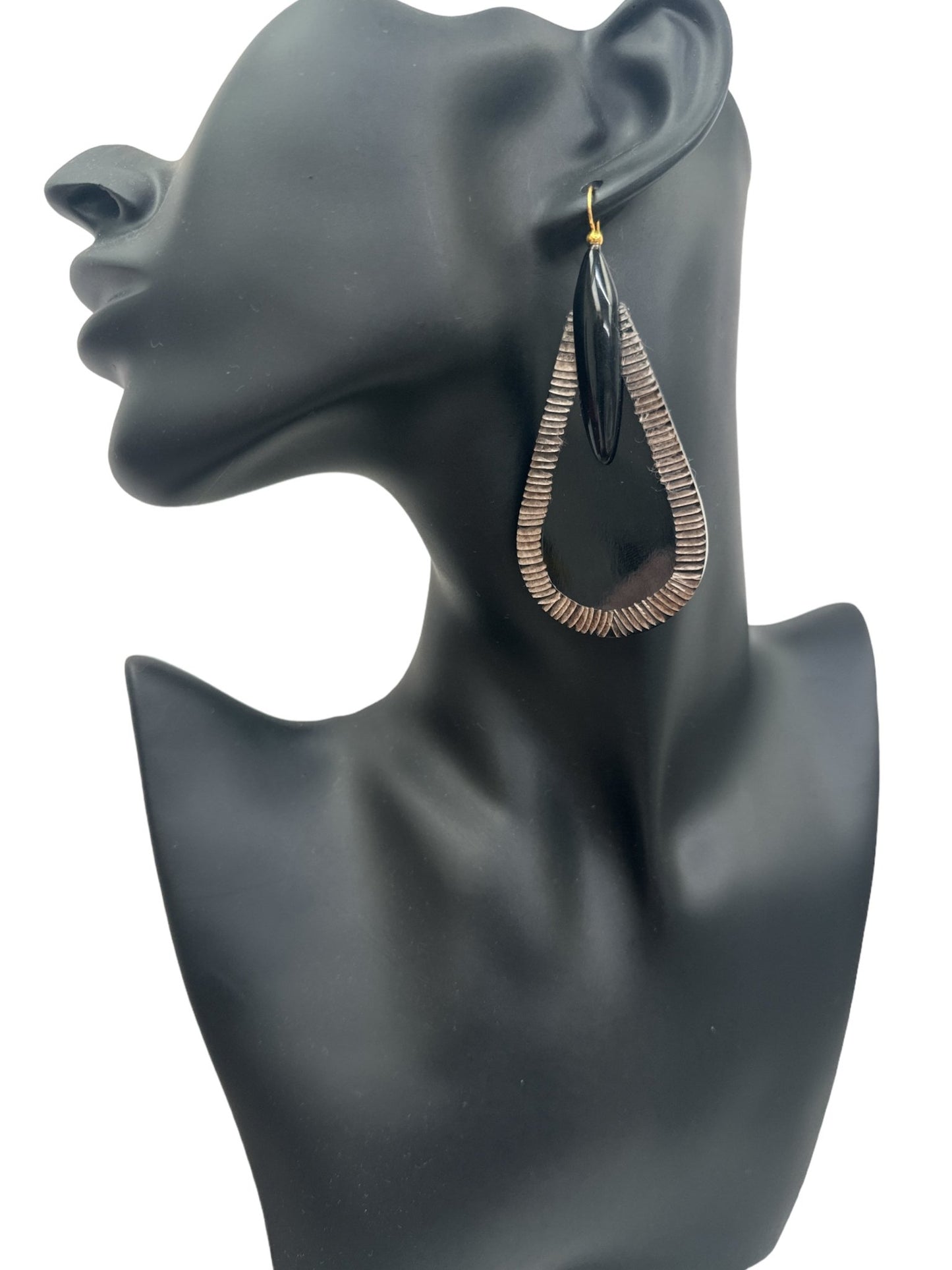 Bohemian Ethnic Natural Black Buffalo Horn Teardrop Earrings - Fatisha Boutique