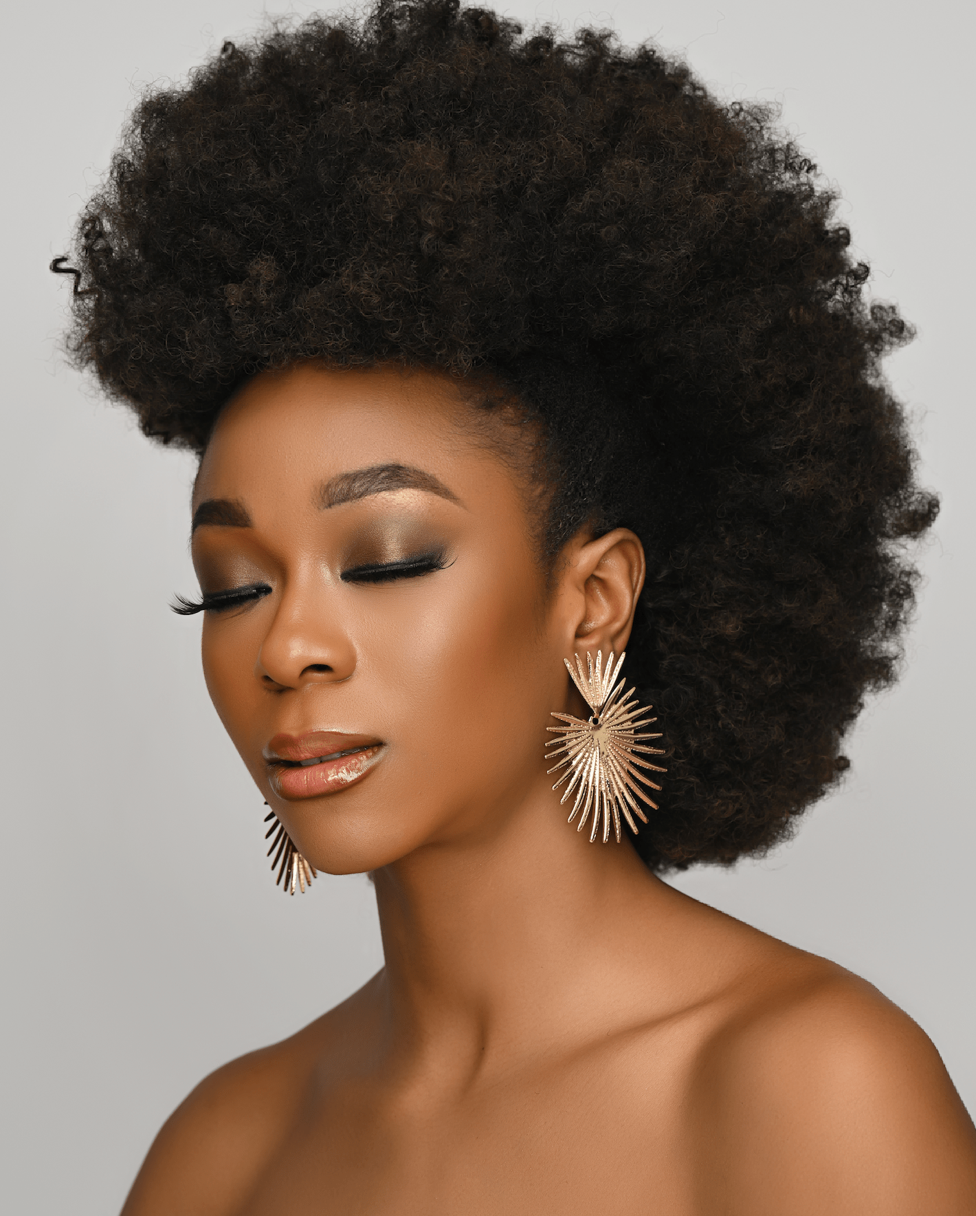 Boho Retro Hallow Leaf Studded Dangle Earrings - Fatisha Boutique