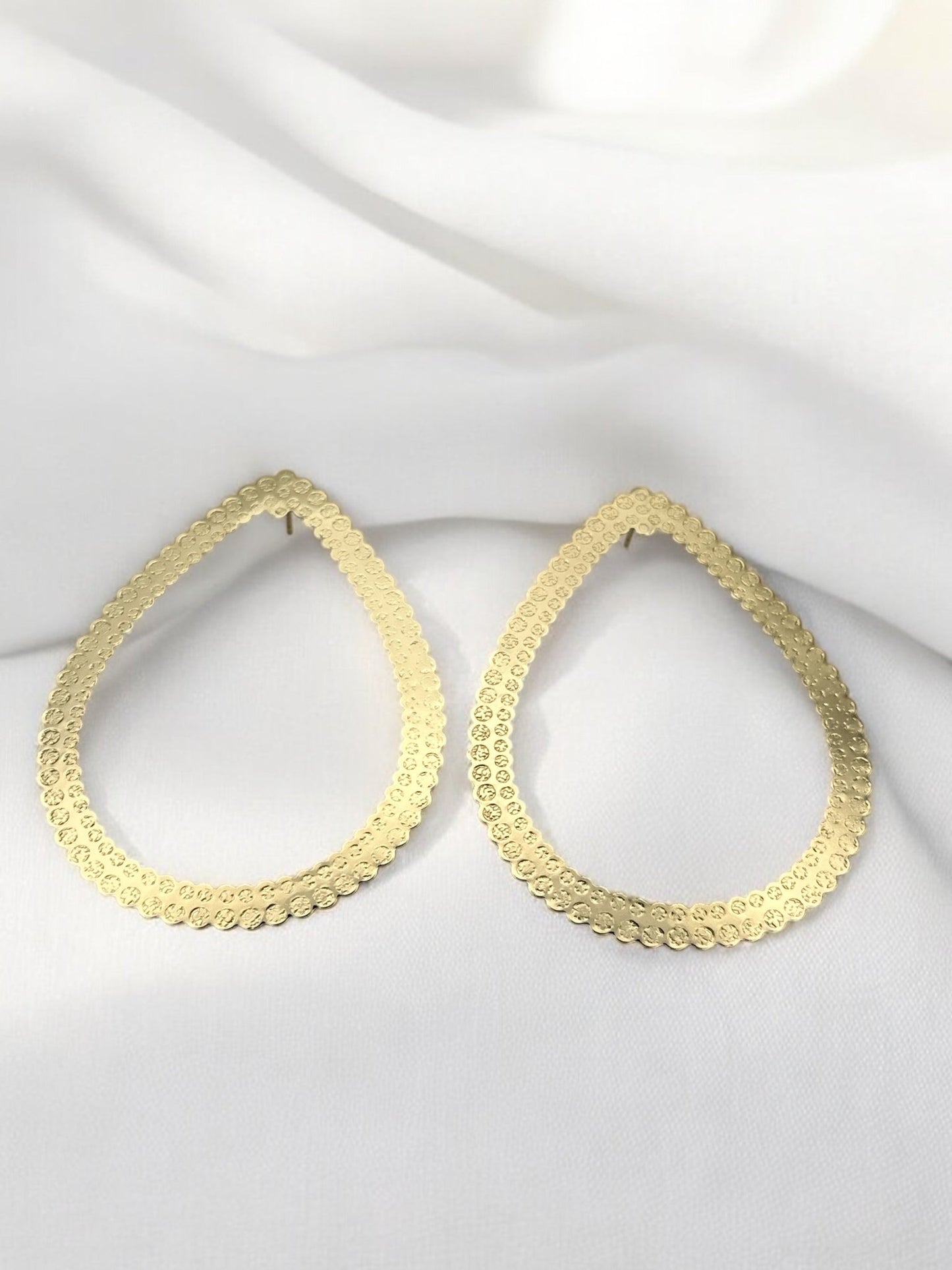 Bold & Elegant Lightweight Teardrop Statement Drop Earrings - Fatisha Boutique