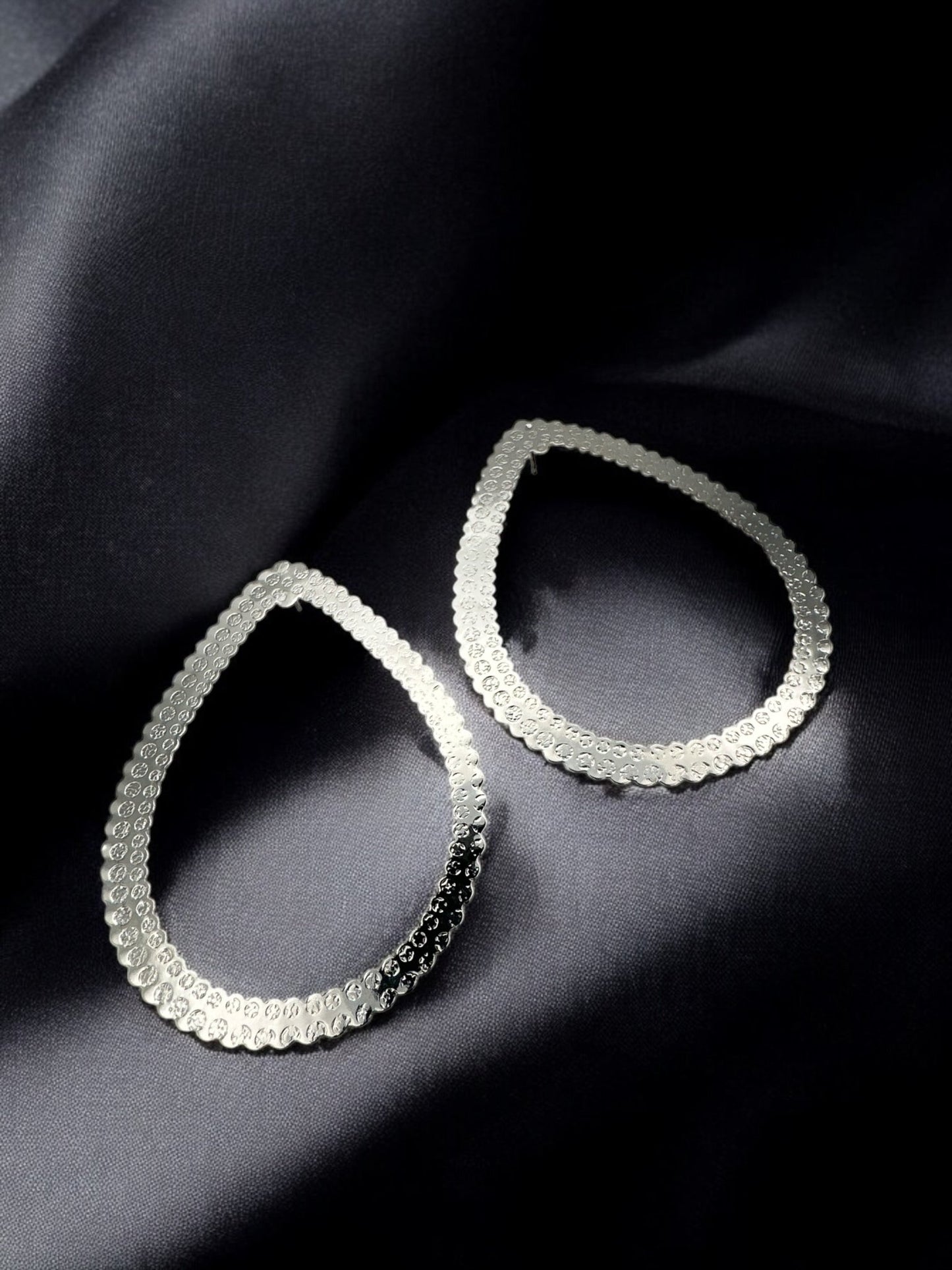 Bold & Elegant Lightweight Teardrop Statement Drop Earrings - Fatisha Boutique