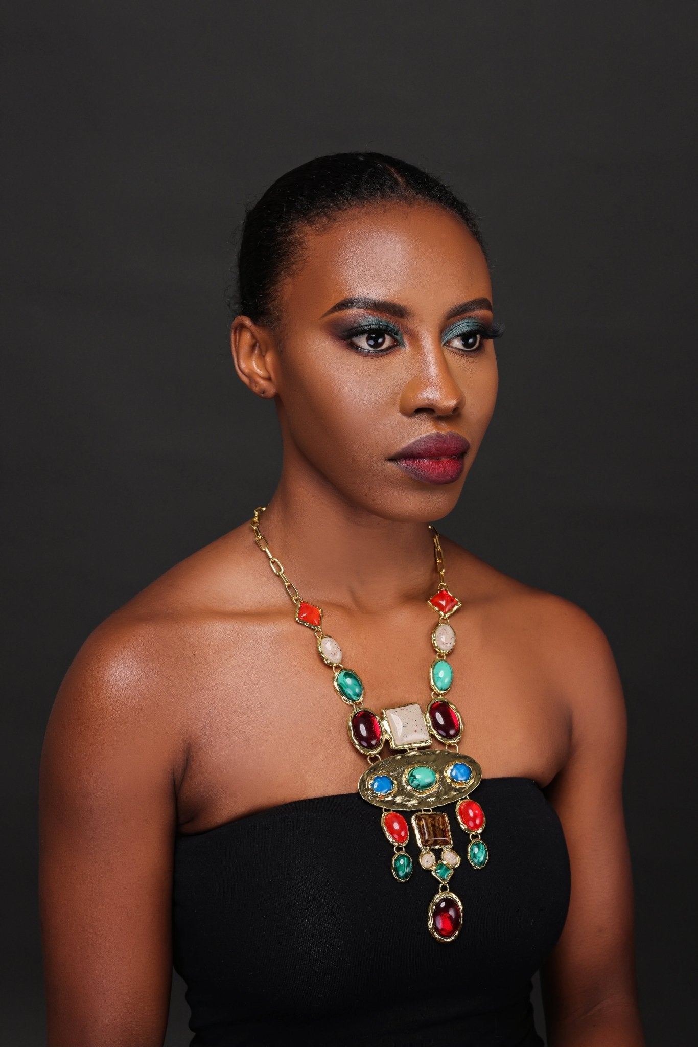 Charming Multicolour Retro Vintage Style Tribal Resin Statement Necklace - Fatisha Boutique