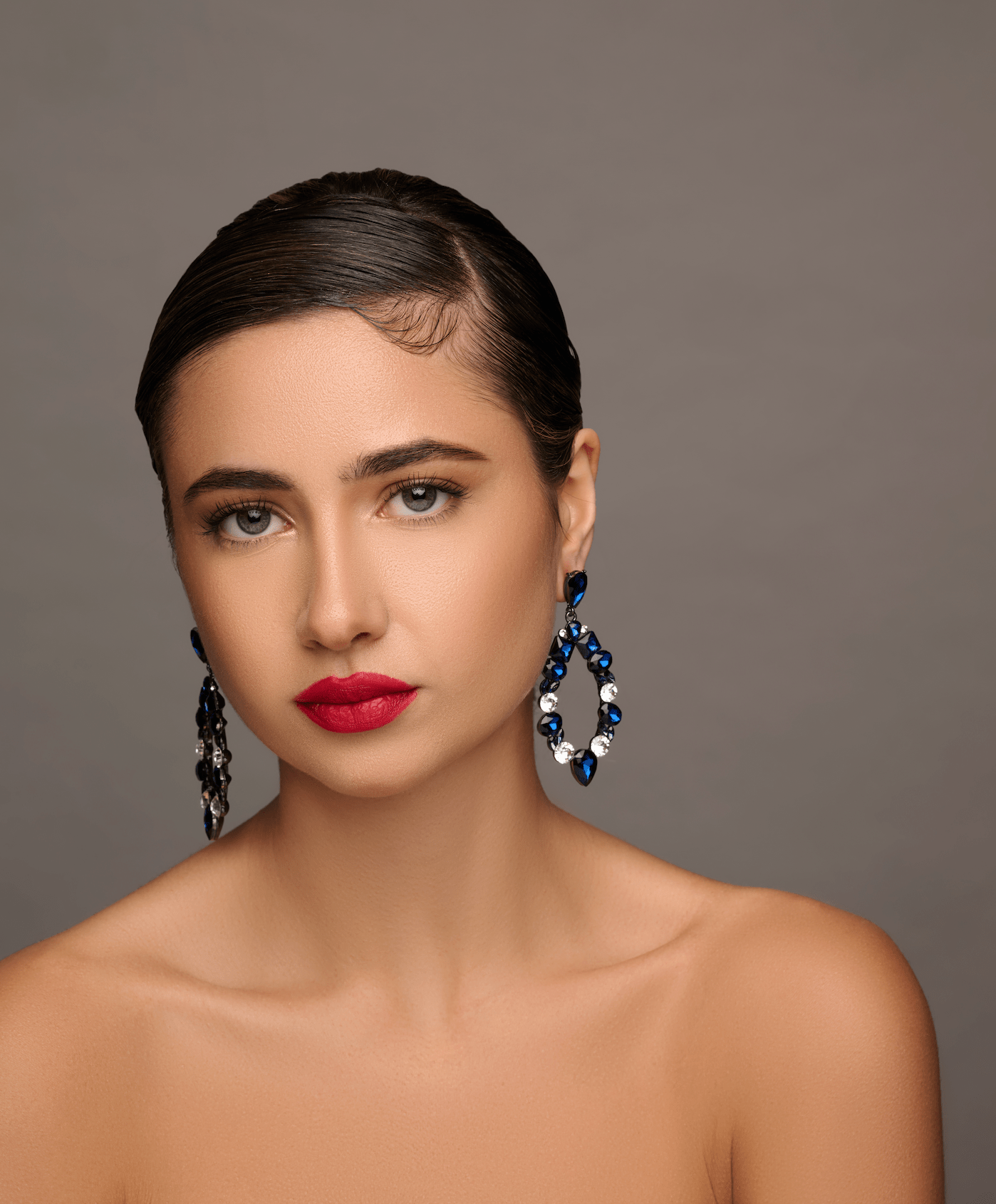 Elegant Blue Rhinestone Sparkle Statement Earrings - Fatisha Boutique