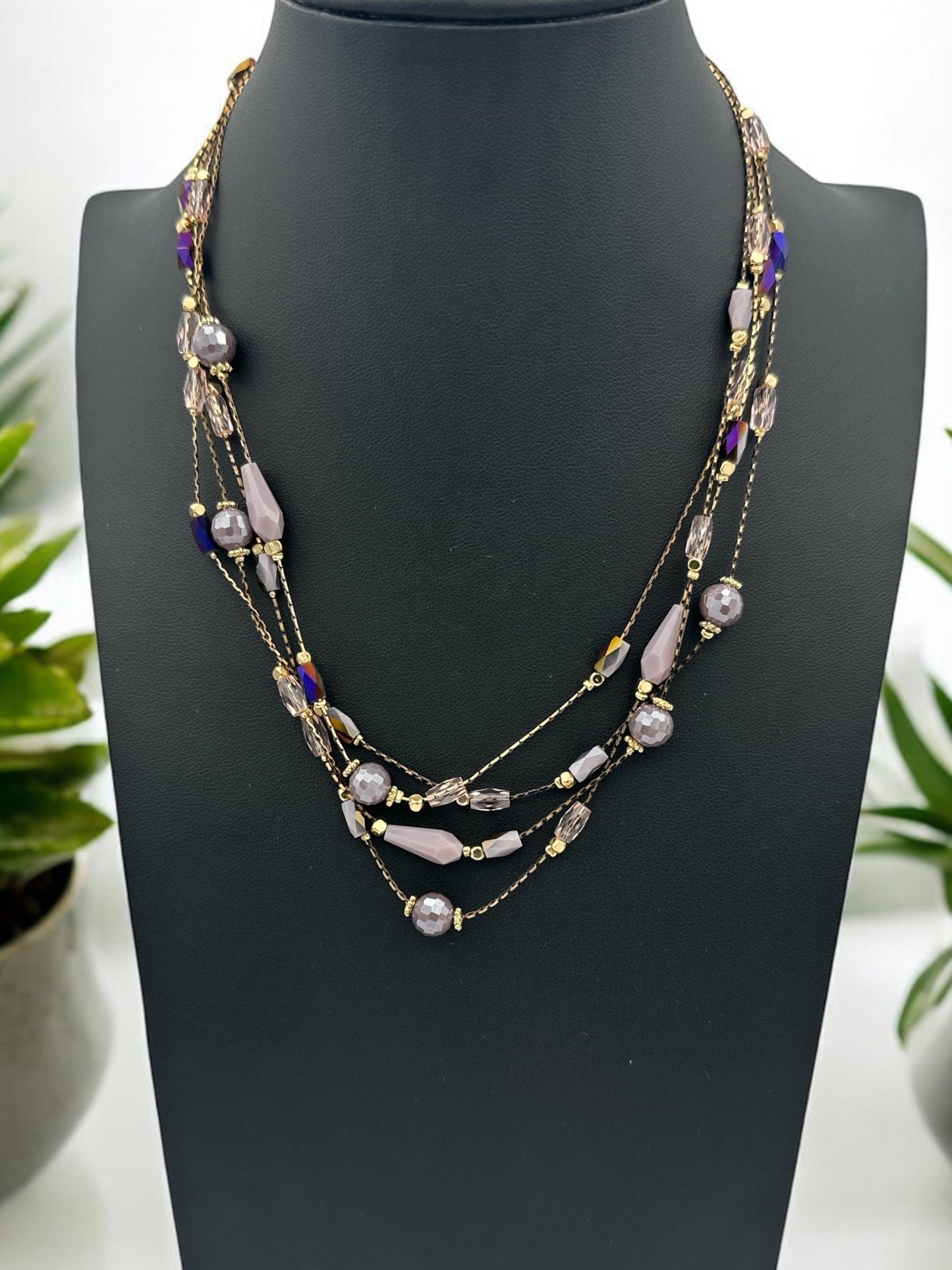 Elegant Bohemian Multilayer Beaded Necklace with Gold Accents - Fatisha Boutique