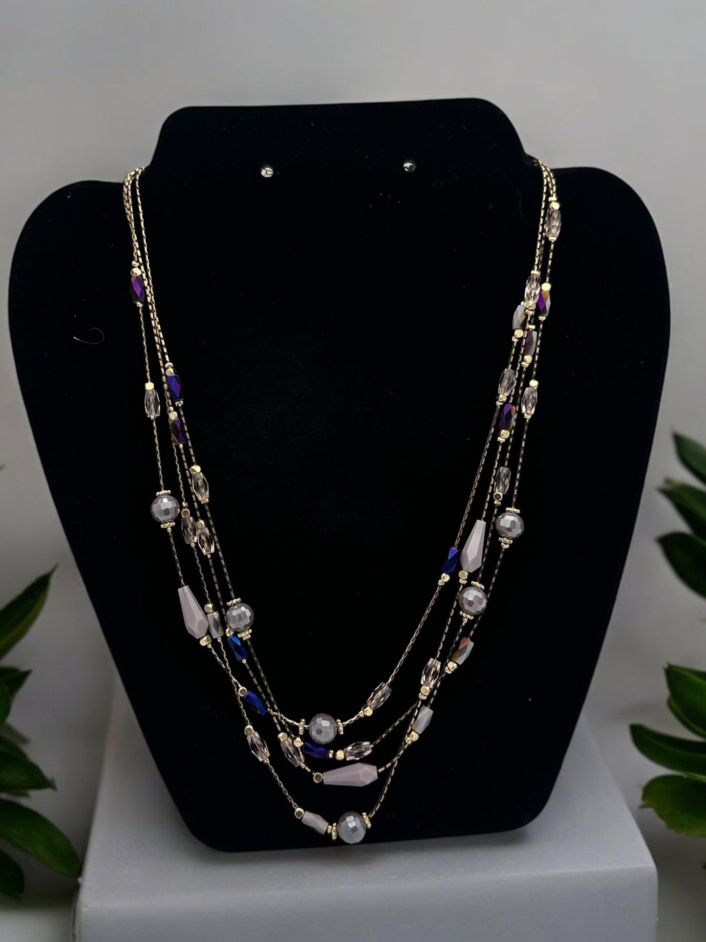 Elegant Bohemian Multilayer Beaded Necklace with Gold Accents - Fatisha Boutique