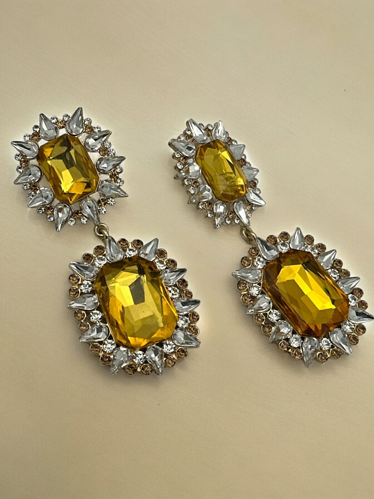 Elegant Diamante Rhinestone Dangle Earrings - Fatisha Boutique
