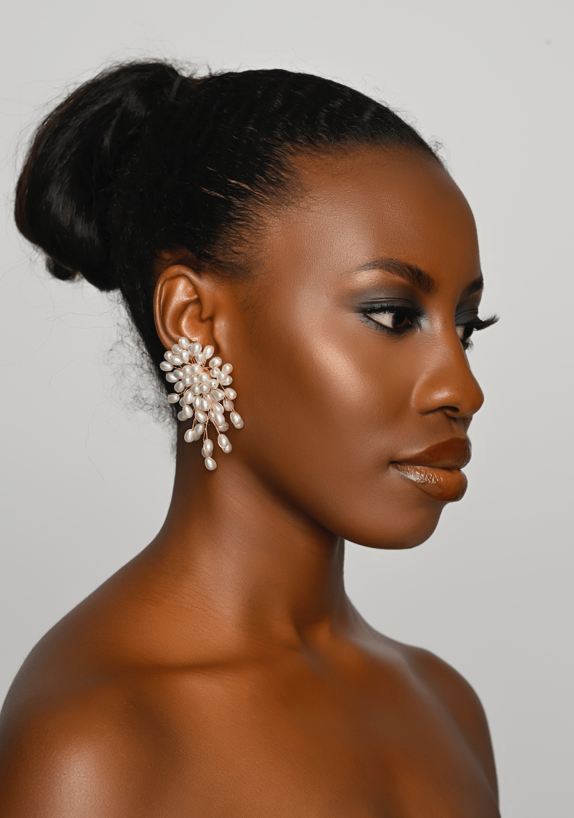 Elegant Faux Pearl Stud Earrings - Fatisha Boutique