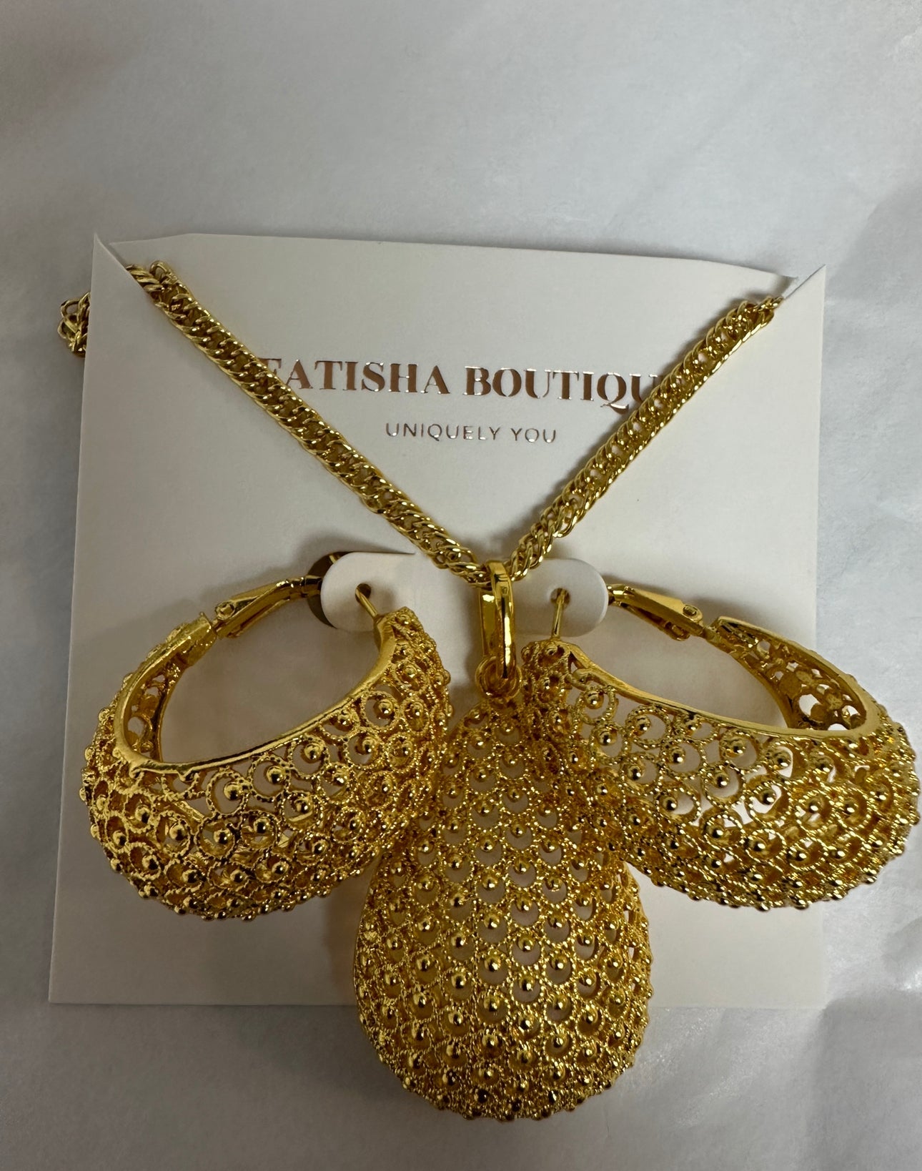 Elegant Gold Plated Metal Necklace Set - Fatisha Boutique