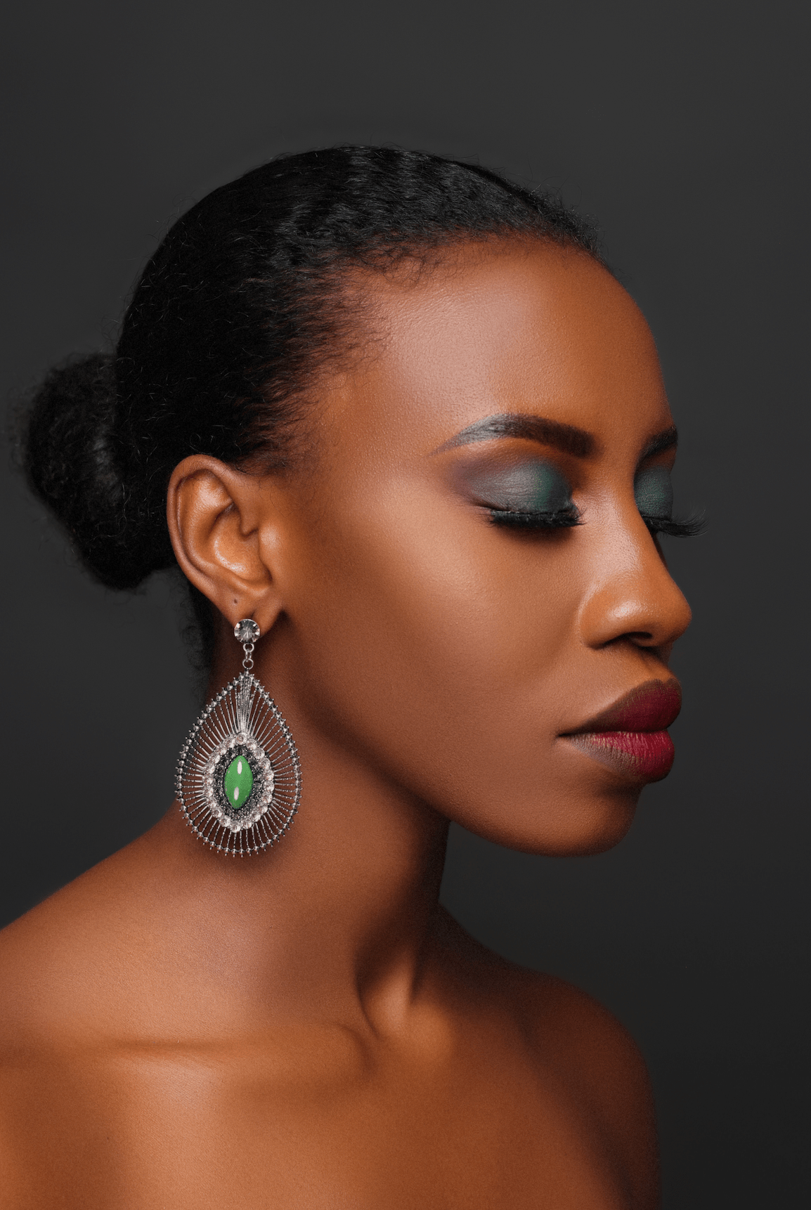 Elegant Green Resin Diamante Rhinestone Teardrop Dangle Statement Earrings - Fatisha Boutique