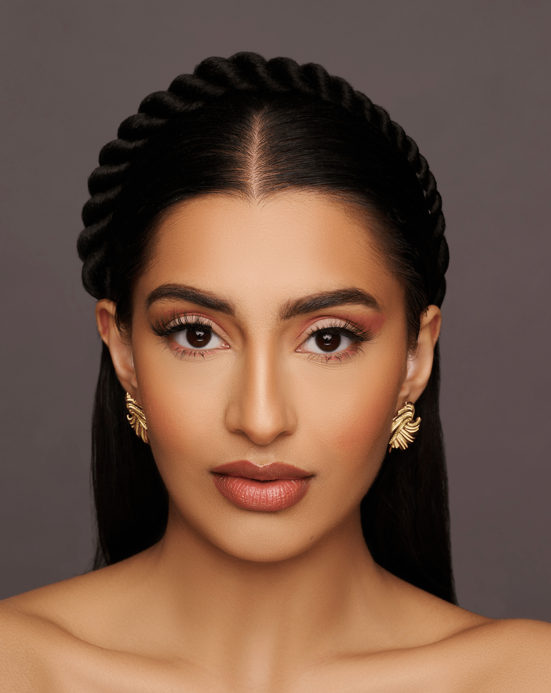 Elegant Irregular Twisted Gold Plated Alloy Stud Earrings - Fatisha Boutique