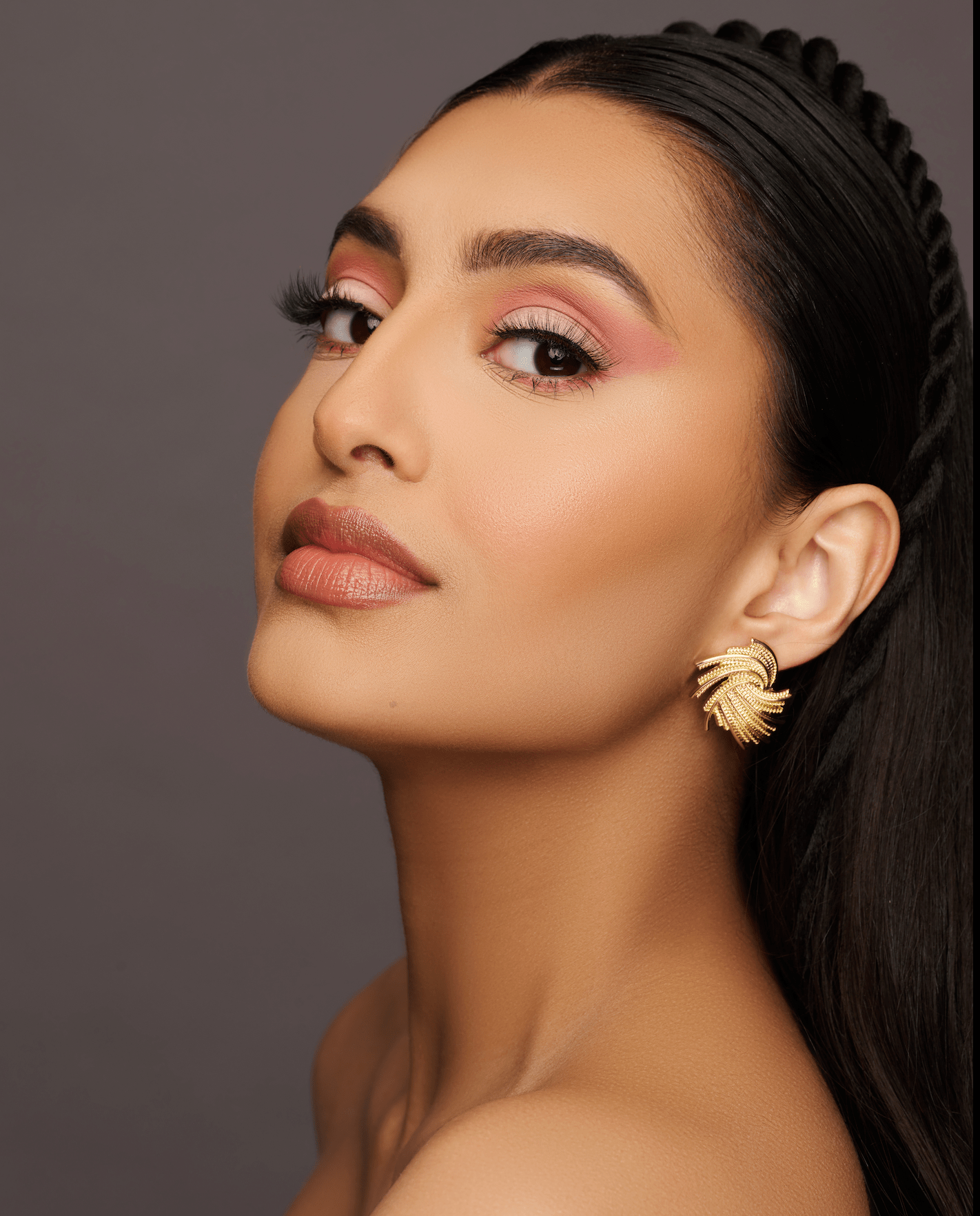 Elegant Irregular Twisted Gold Plated Alloy Stud Earrings - Fatisha Boutique