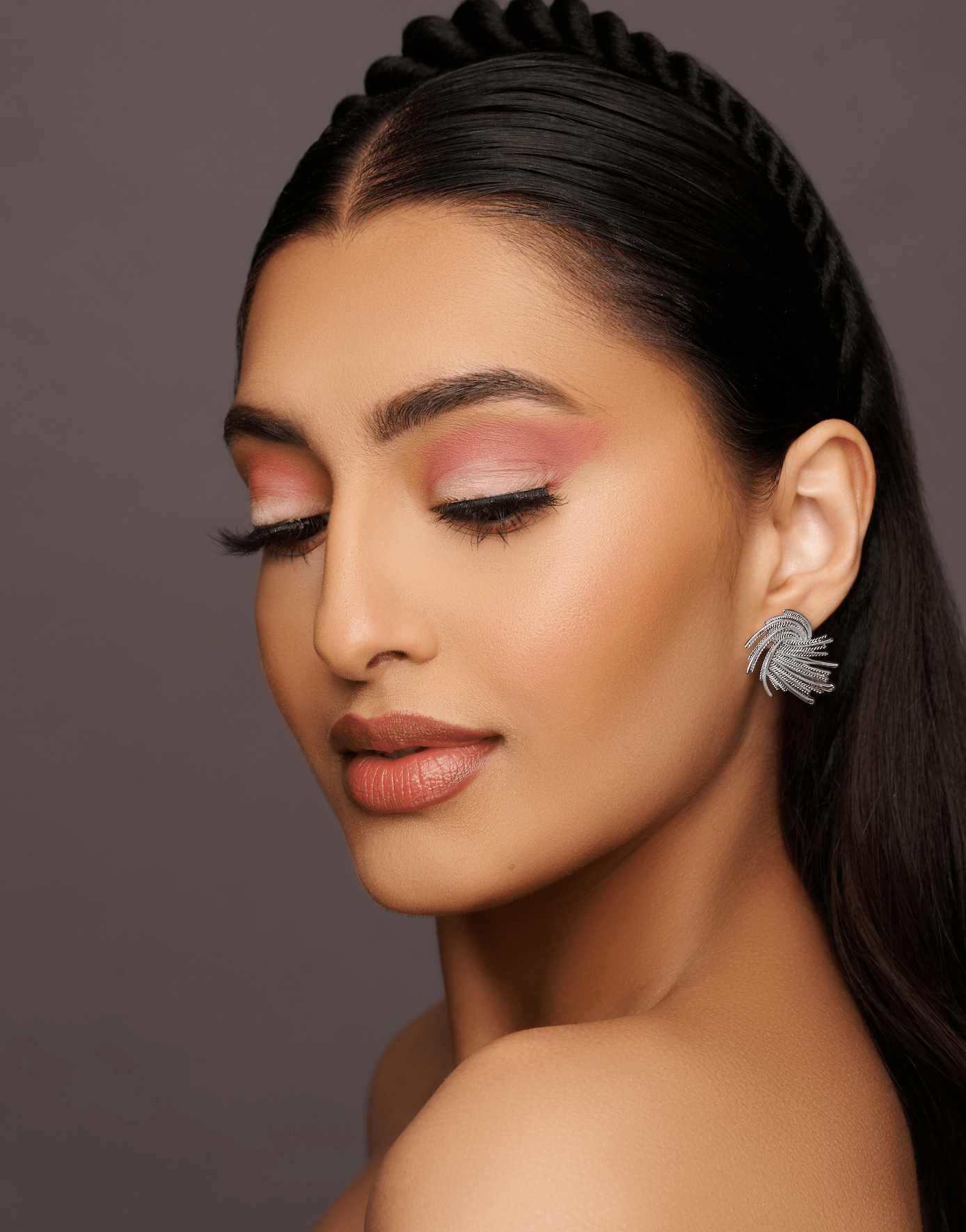Elegant Irregular Twisted Gold Plated Alloy Stud Earrings - Fatisha Boutique