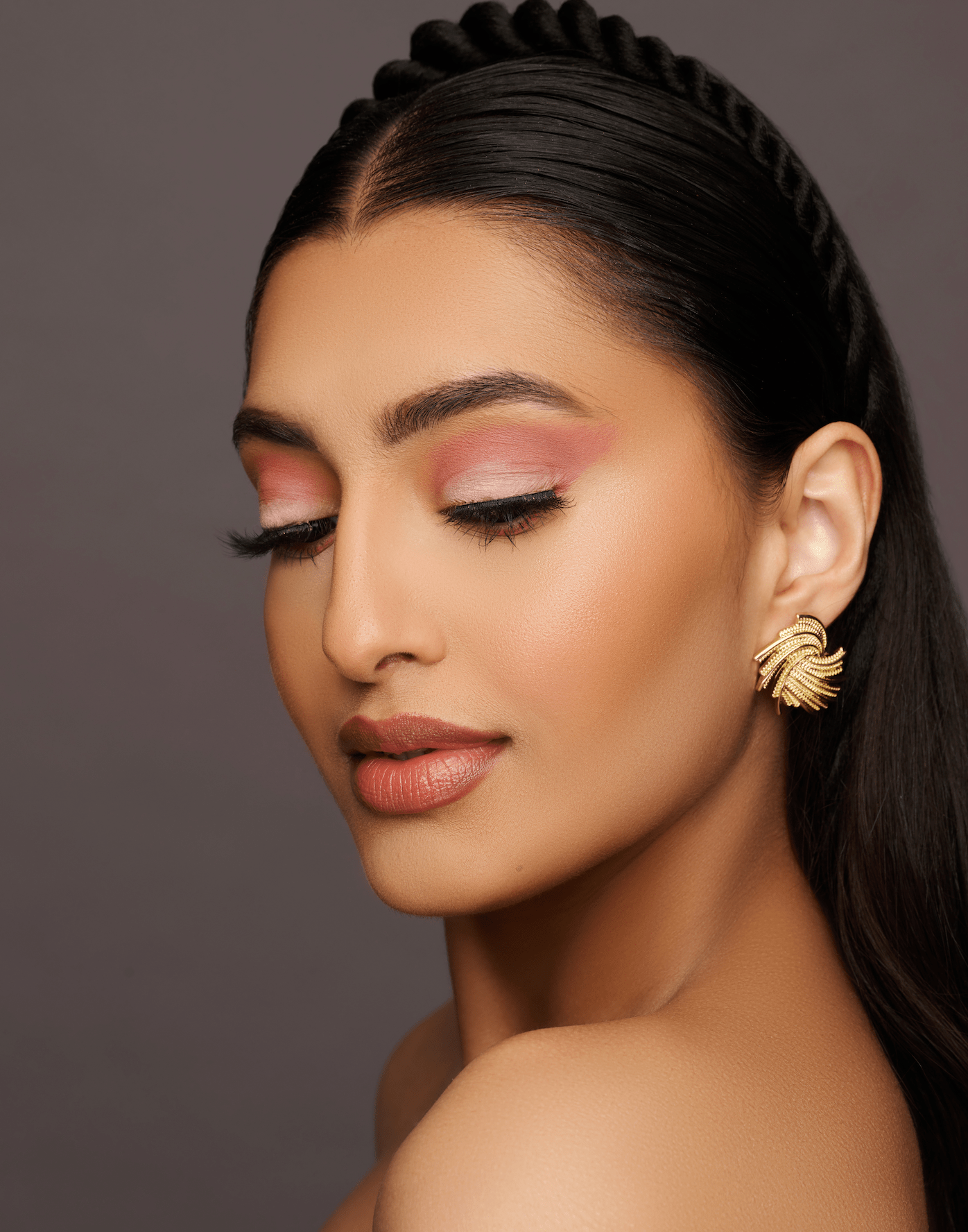 Elegant Irregular Twisted Gold Plated Alloy Stud Earrings - Fatisha Boutique