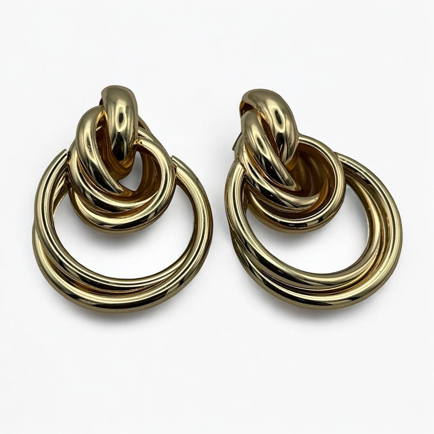 Elegant Linked Hoop Earrings – Bold Modern Statement in Gold or Silver - Fatisha Boutique