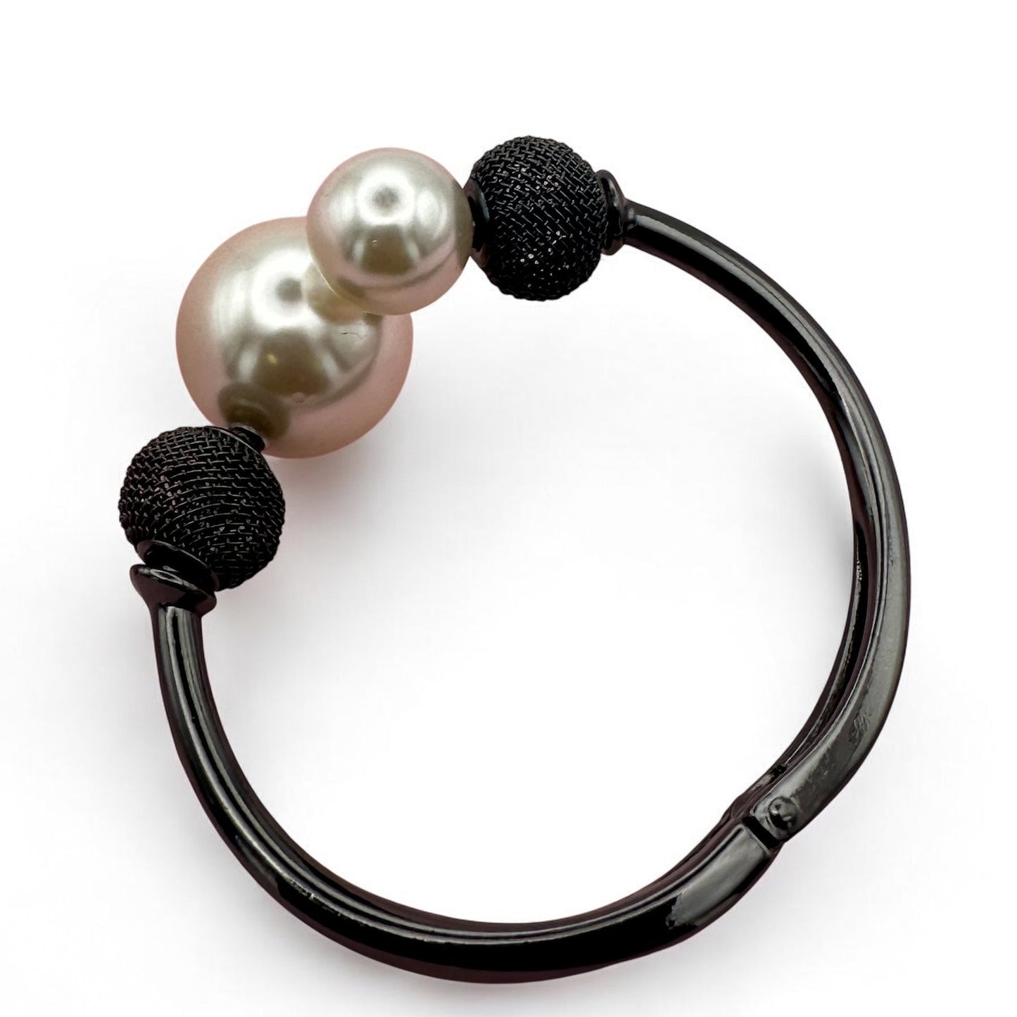 Elegant Pearl & Mesh Bead Bangle Bracelet - Fatisha Boutique