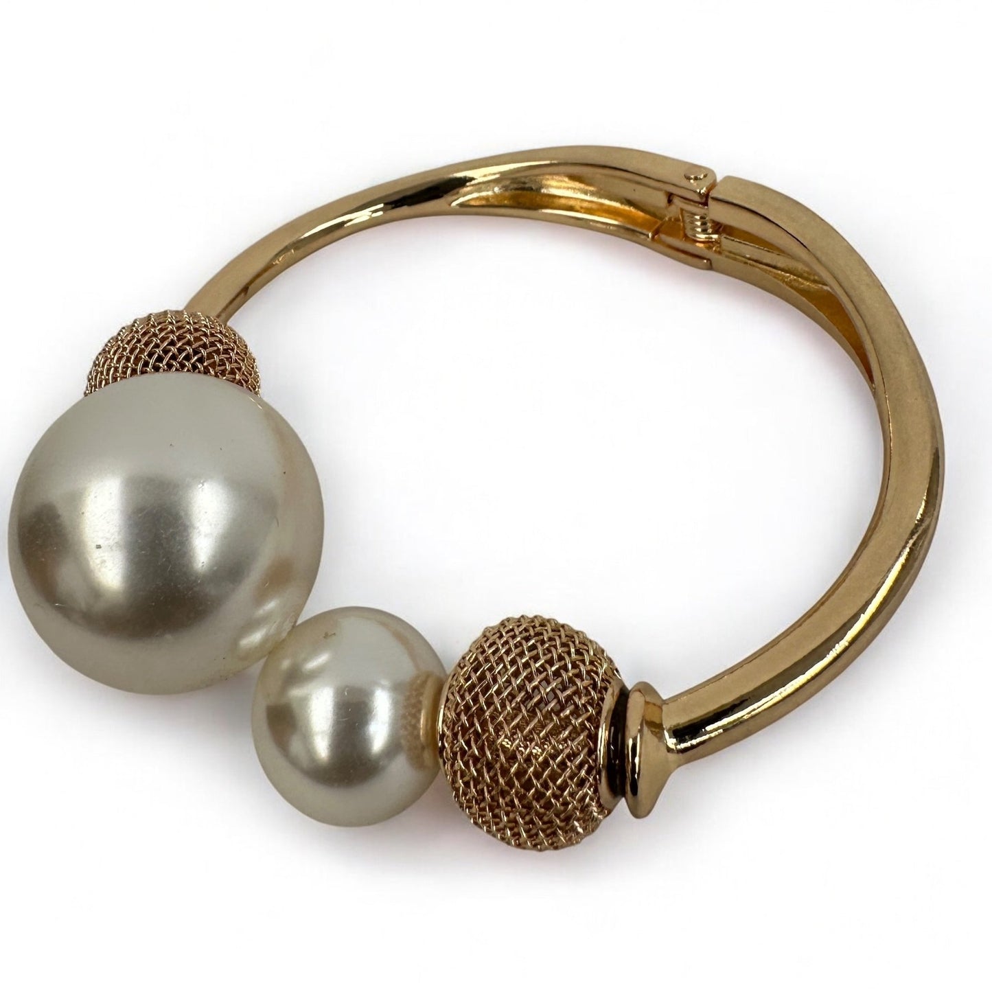 Elegant Pearl & Mesh Bead Bangle Bracelet - Fatisha Boutique