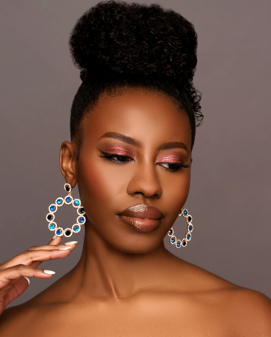 Elegant Rhinestone Dangle Earrings – Statement Earrings for Women – Crystal - Encrusted Jewellery - Fatisha Boutique