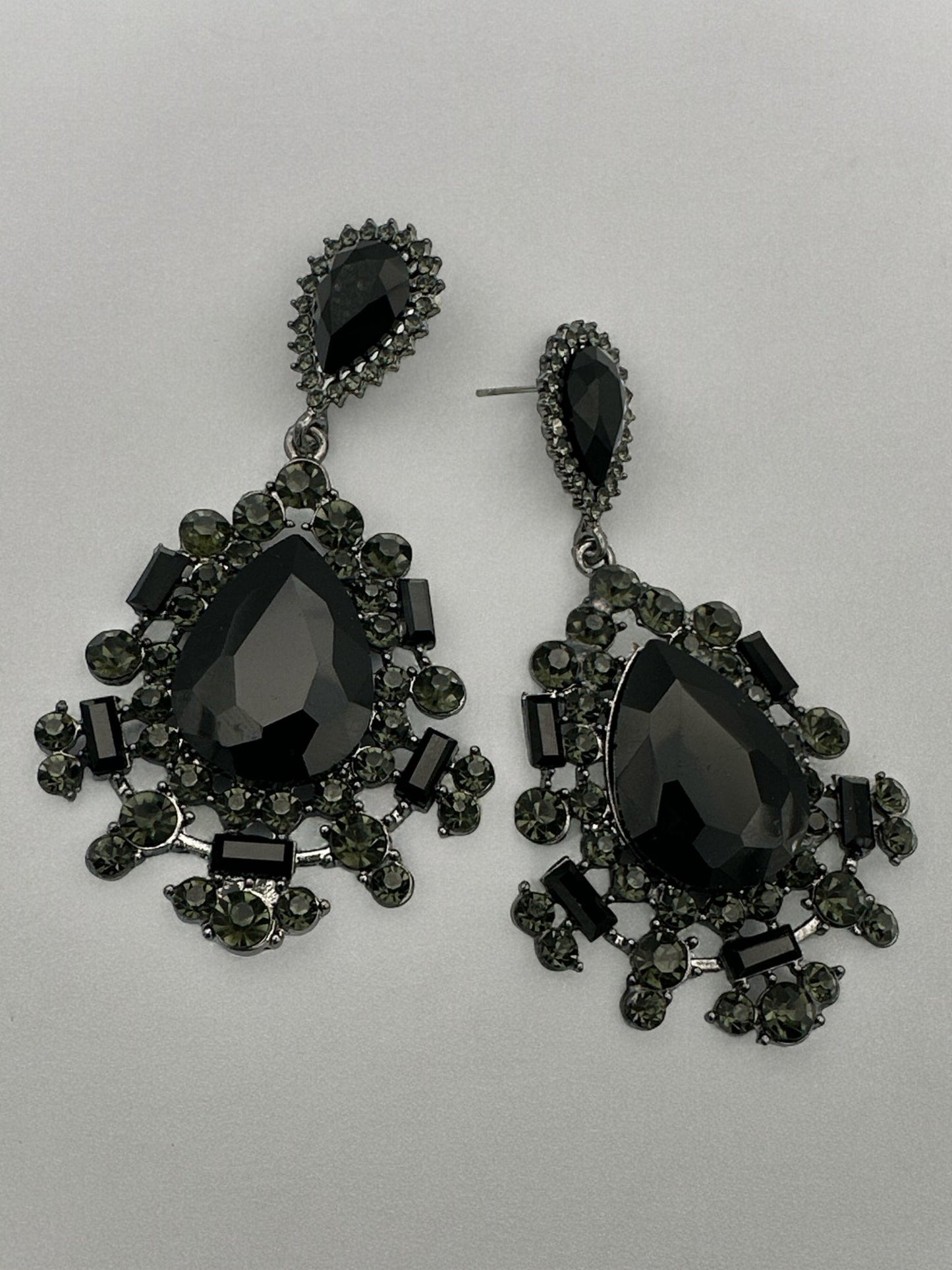 Elegant Rhinestone Teardrop Dangle Earrings - Fatisha Boutique