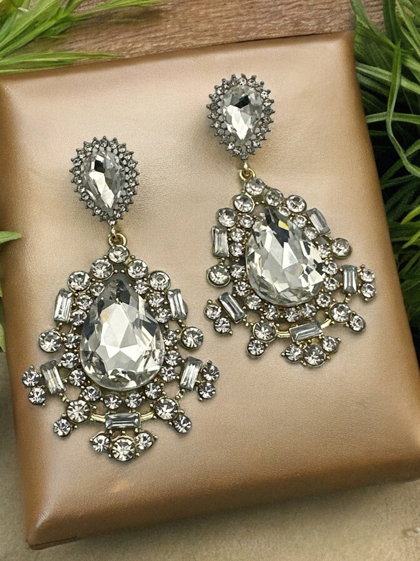 Elegant Rhinestone Teardrop Dangle Earrings - Fatisha Boutique