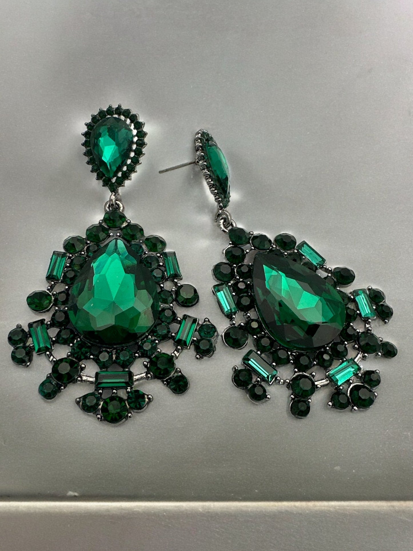Elegant Rhinestone Teardrop Dangle Earrings - Fatisha Boutique