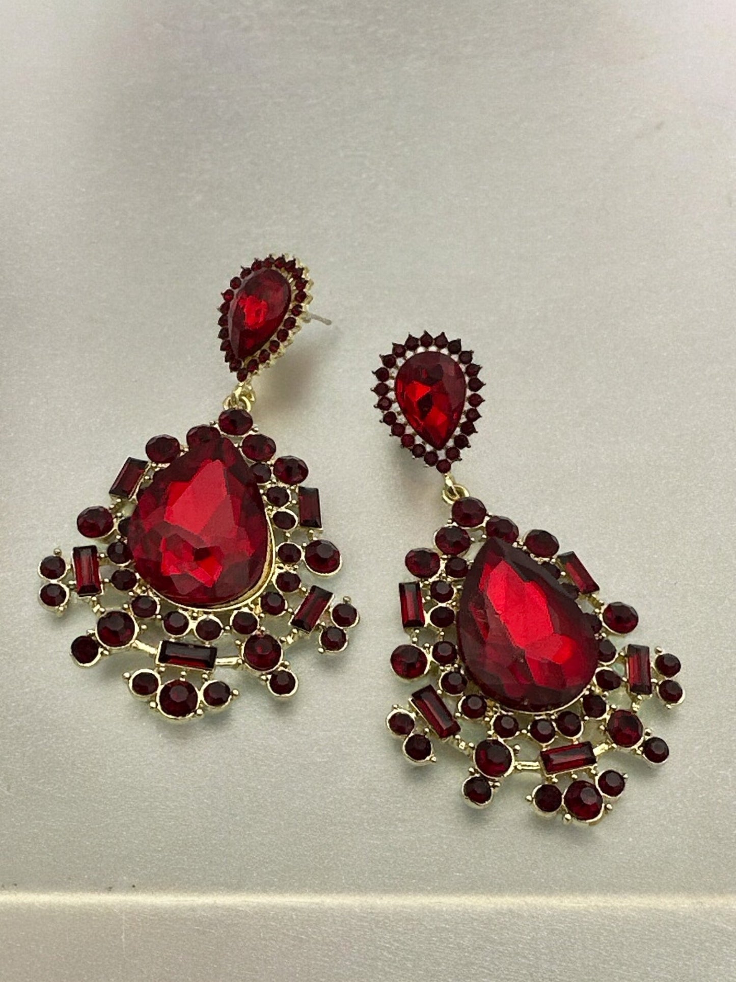 Elegant Rhinestone Teardrop Dangle Earrings - Fatisha Boutique