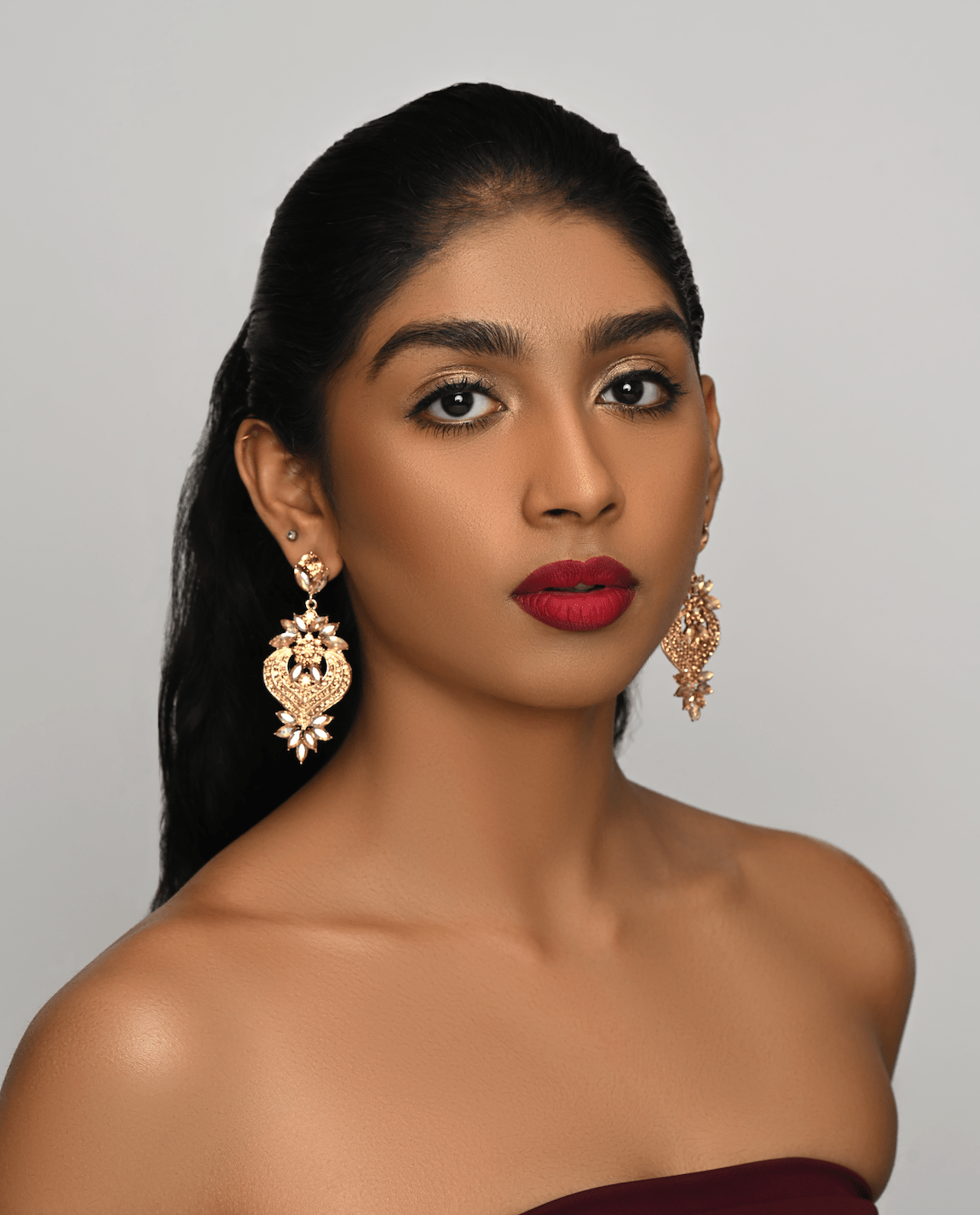Elegant Rhinestones Flower Design Teardrop Statement Earrings - Fatisha Boutique