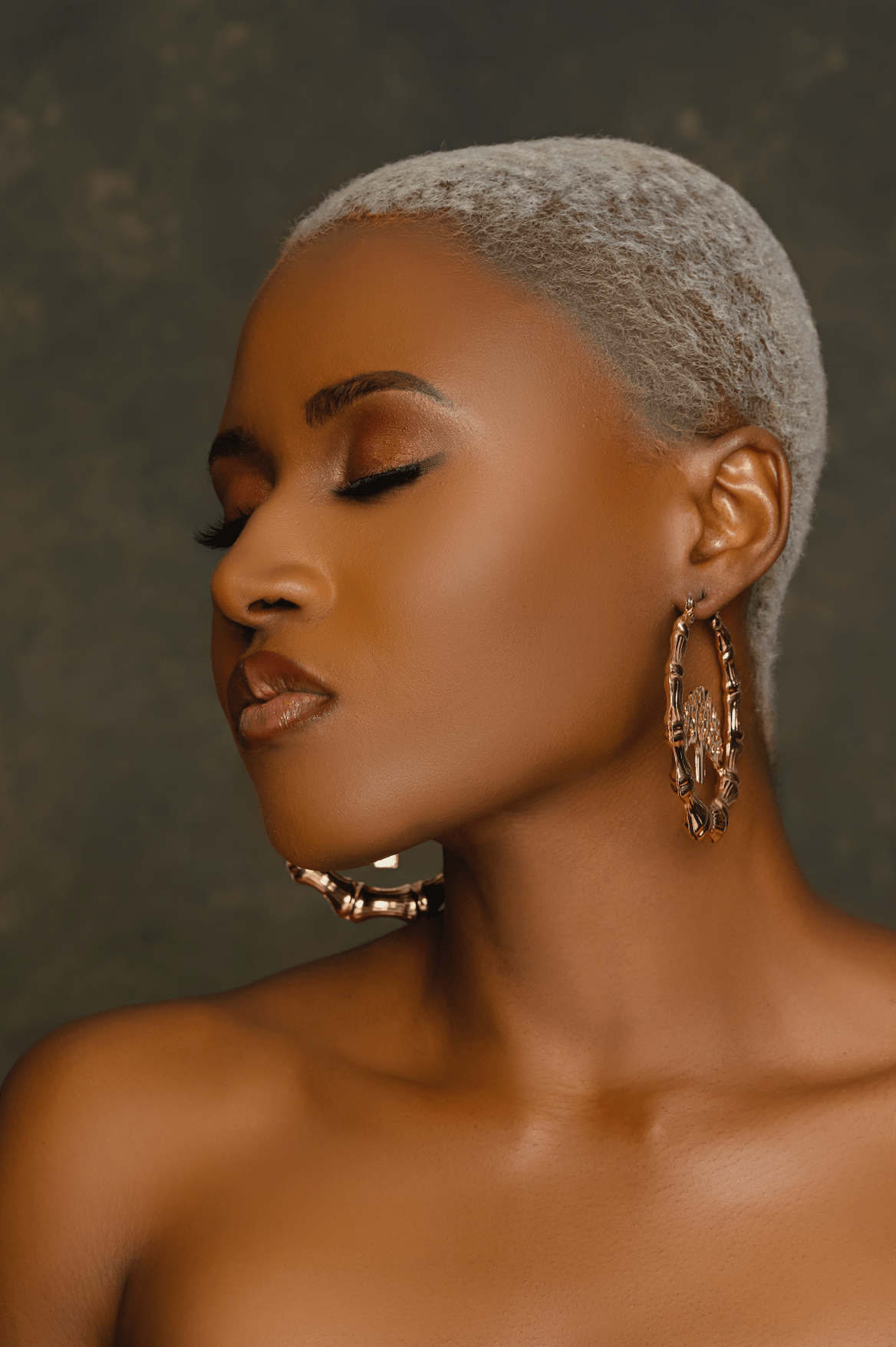 Gold Colour 7CM Chunky Tree Designed Bamboo Hoop Earrings11 - Fatisha Boutique