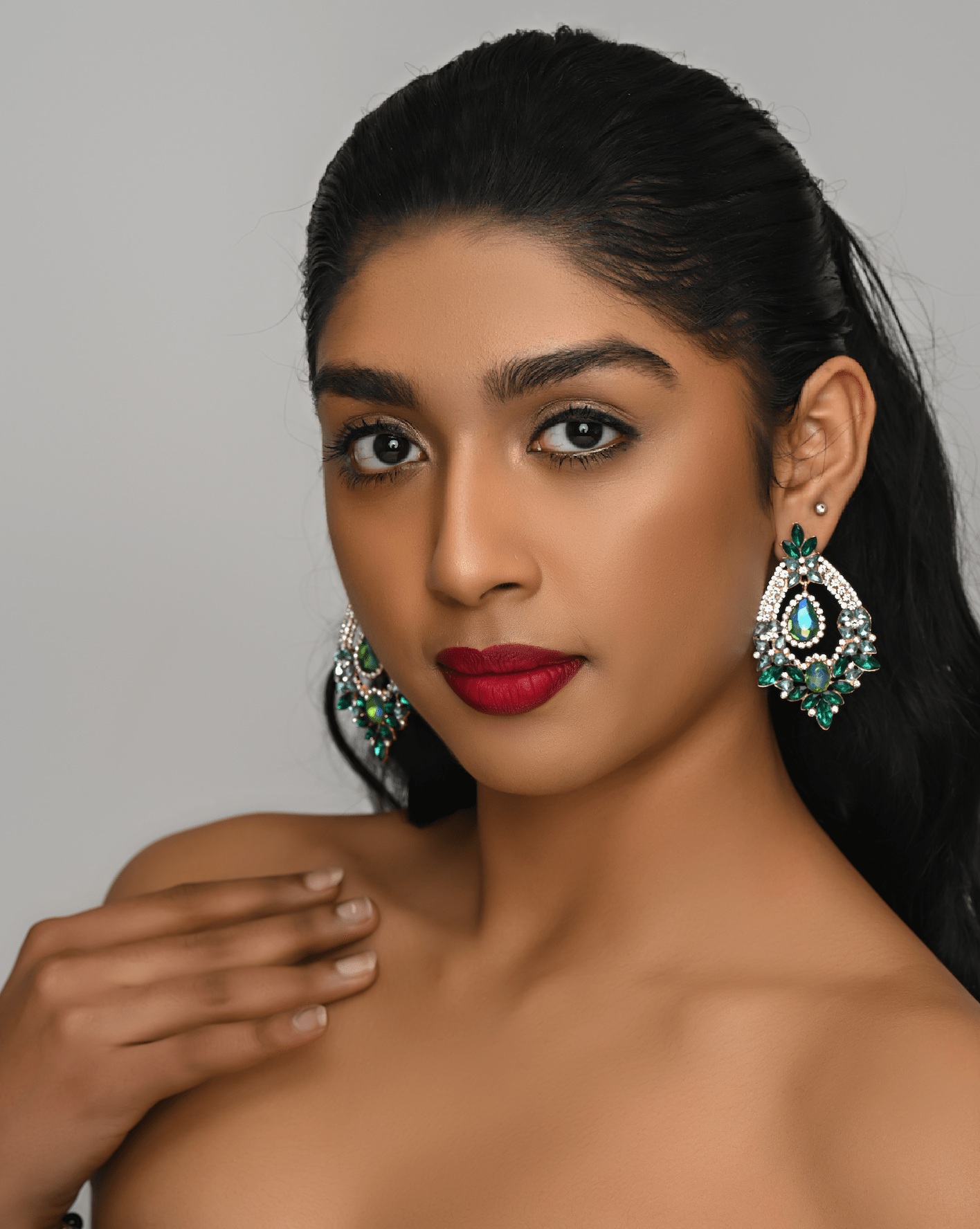 Gorgeous Rhinestones Crystal Teardrop Statement Earrings - Fatisha Boutique
