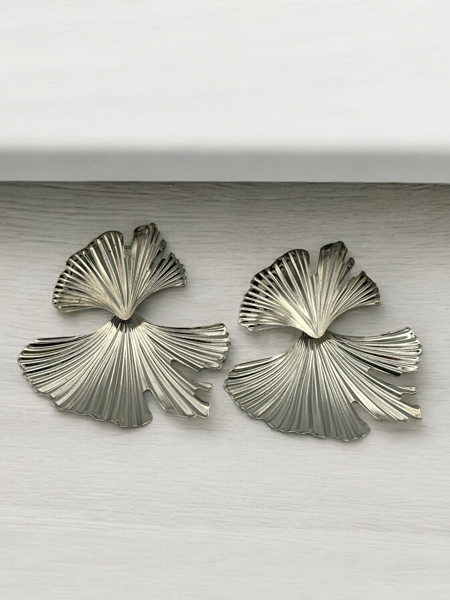 Hammered Alloy Metal Ginkgo Leaves Shaped Stud Drop Earrings - Fatisha Boutique